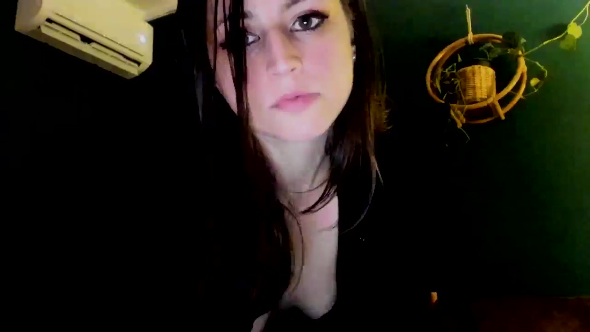 Gallery image thumbnail from MissStella92's myfreecams stream on, 01/17/2025, 14:30 image 15 of 20