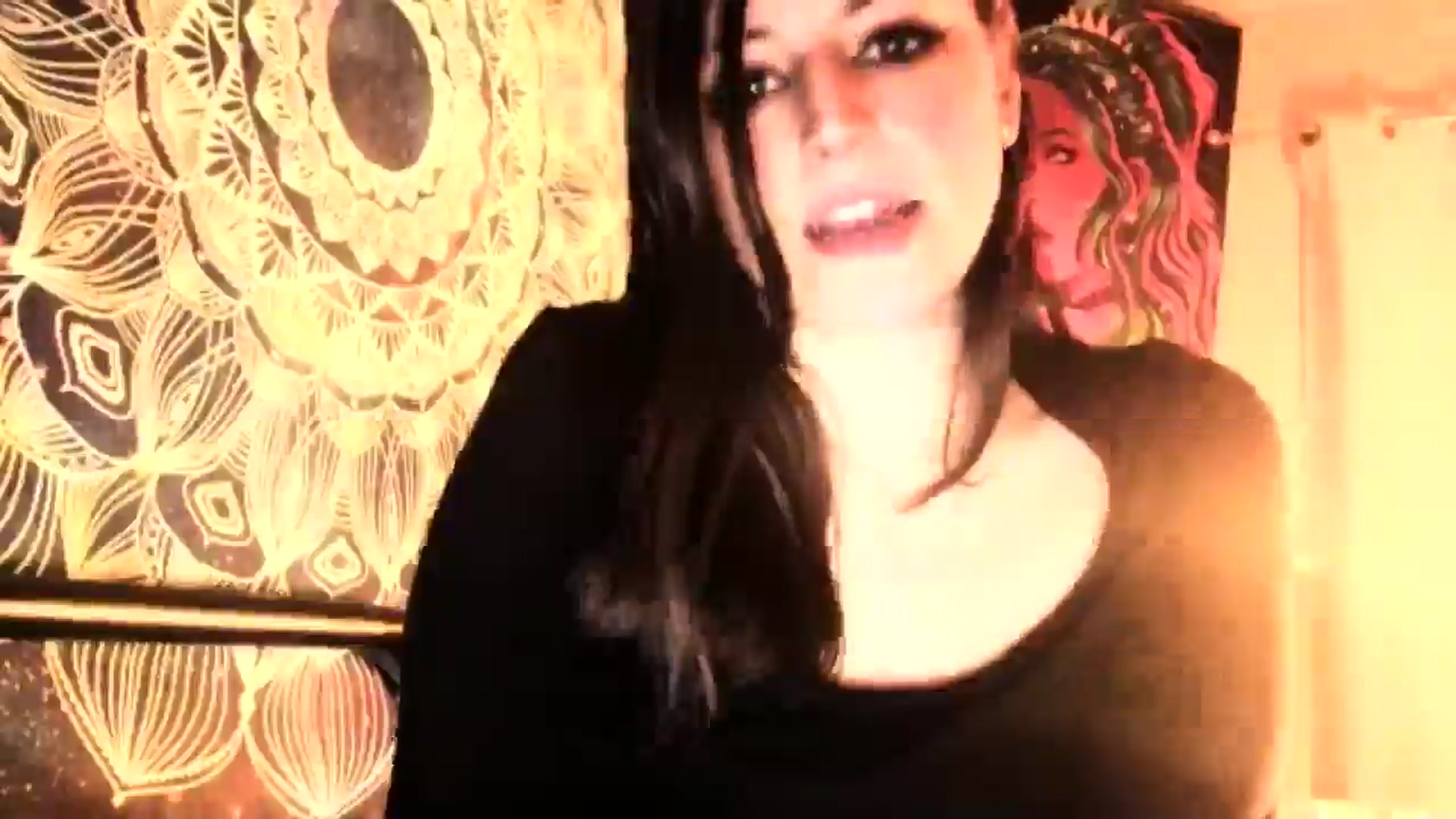 Gallery image thumbnail from MissStella92's myfreecams stream on, 01/20/2025, 14:36 image 11 of 20