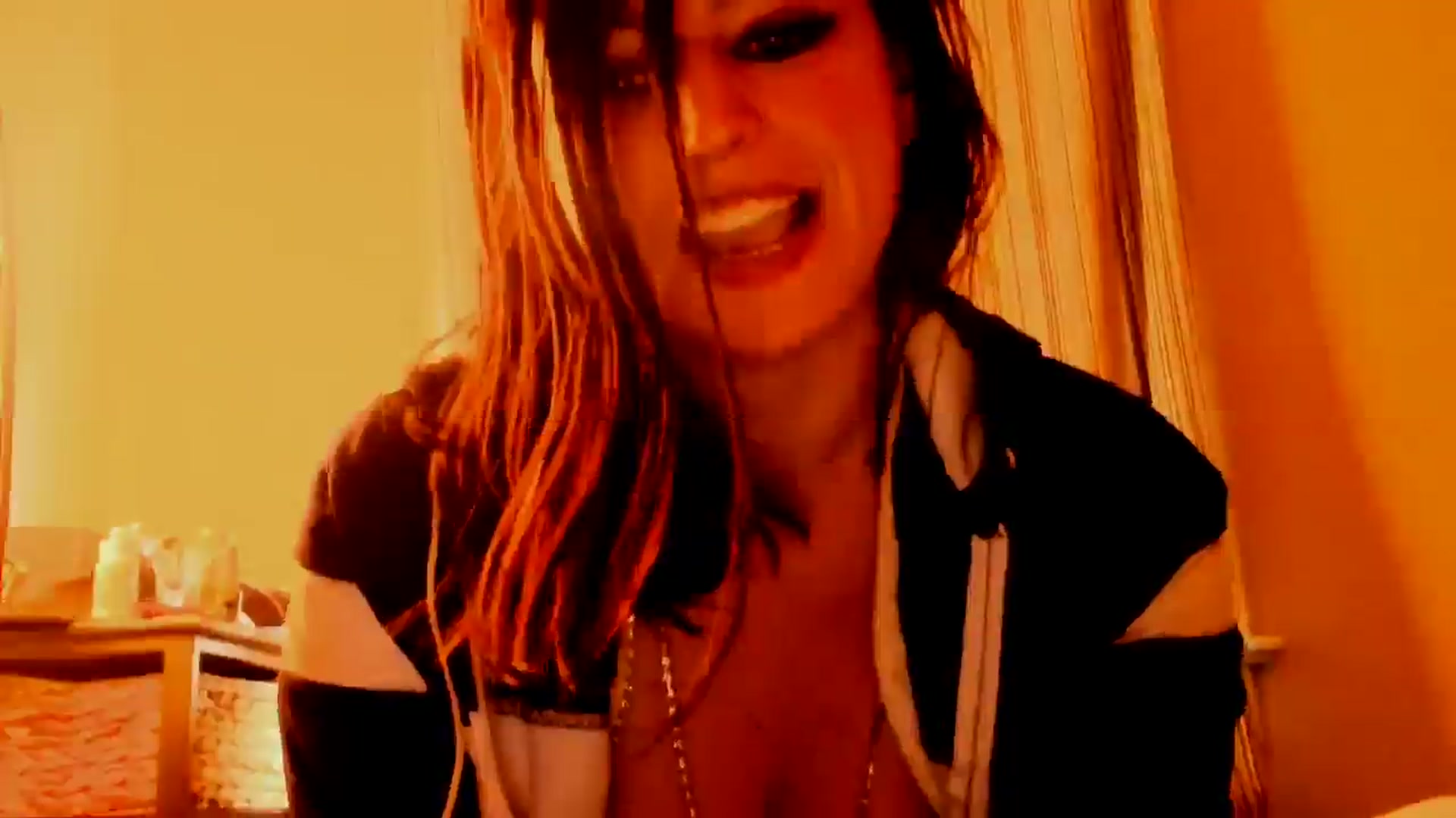 Gallery image thumbnail from MissStella92's myfreecams stream on, 03/10/2025, 22:51 image 3 of 20
