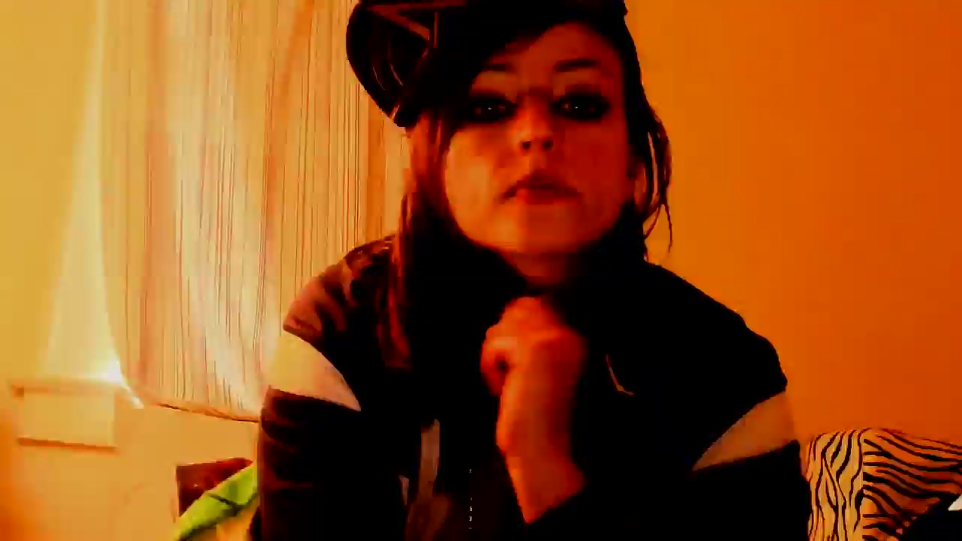 Gallery image thumbnail from MissStella92's myfreecams stream on, 03/10/2025, 22:51 image 15 of 20