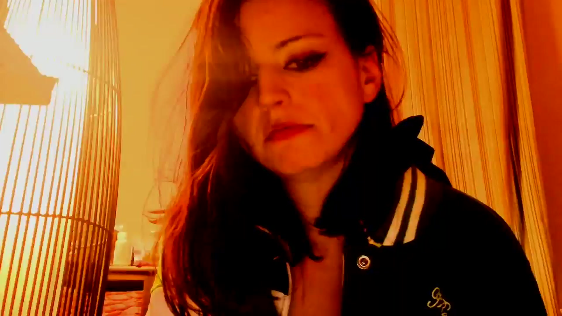 Gallery image thumbnail from MissStella92's myfreecams stream on, 03/10/2025, 22:51 image 8 of 20