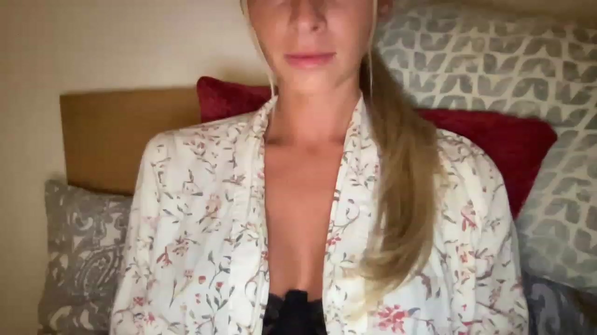 Gallery image thumbnail from MissSummer1's myfreecams stream on, 08/24/2023, 21:01 image 18 of 20