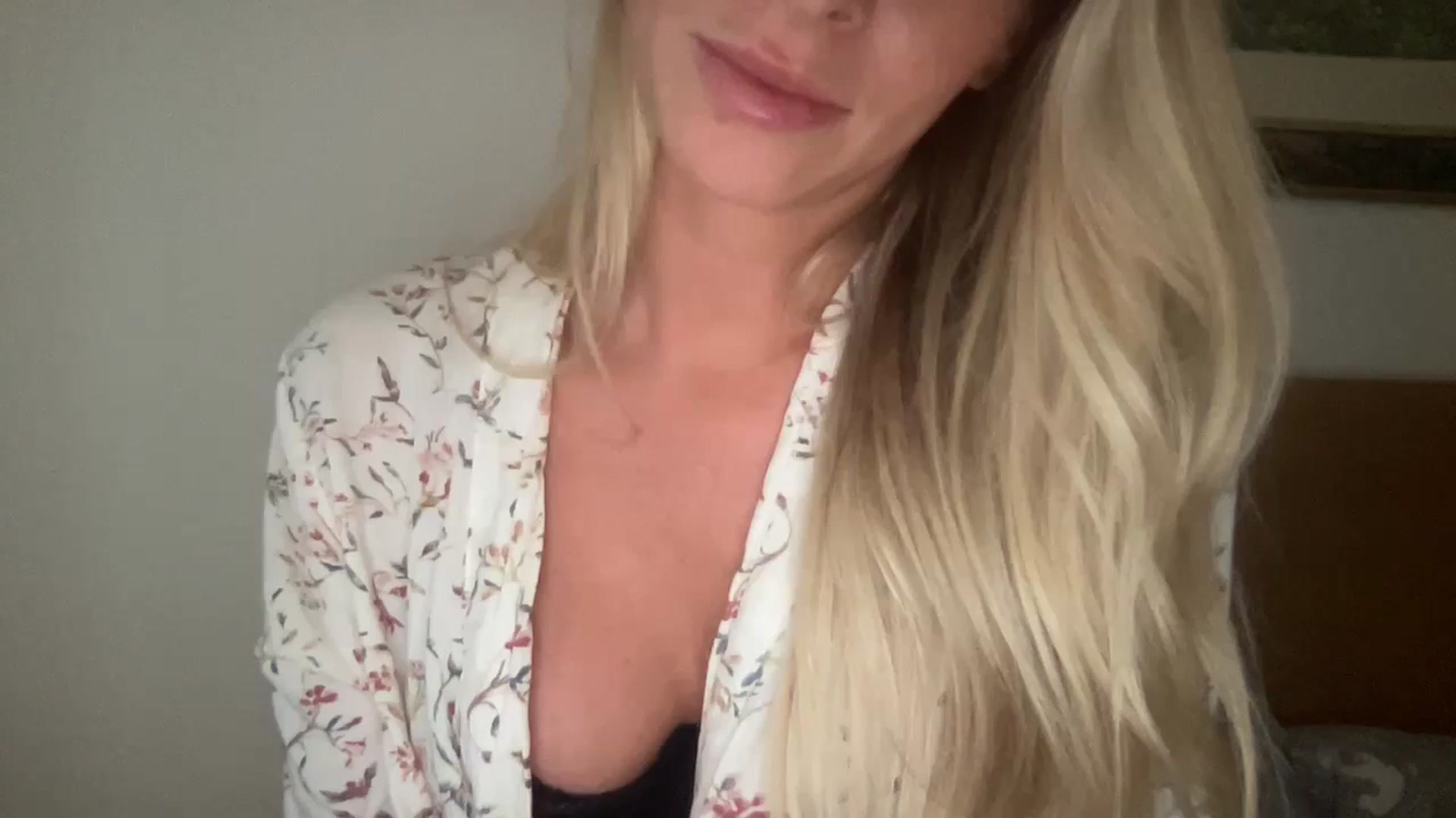 Gallery image thumbnail from MissSummer1's myfreecams stream on, 09/28/2023, 16:18 image 20 of 20