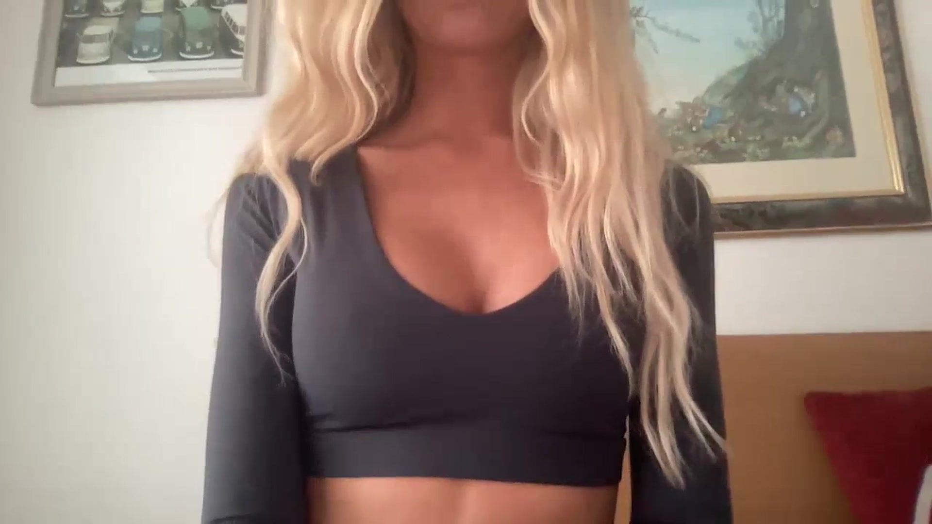 Gallery image thumbnail from MissSummer1's myfreecams stream on, 10/07/2023, 14:43 image 11 of 20
