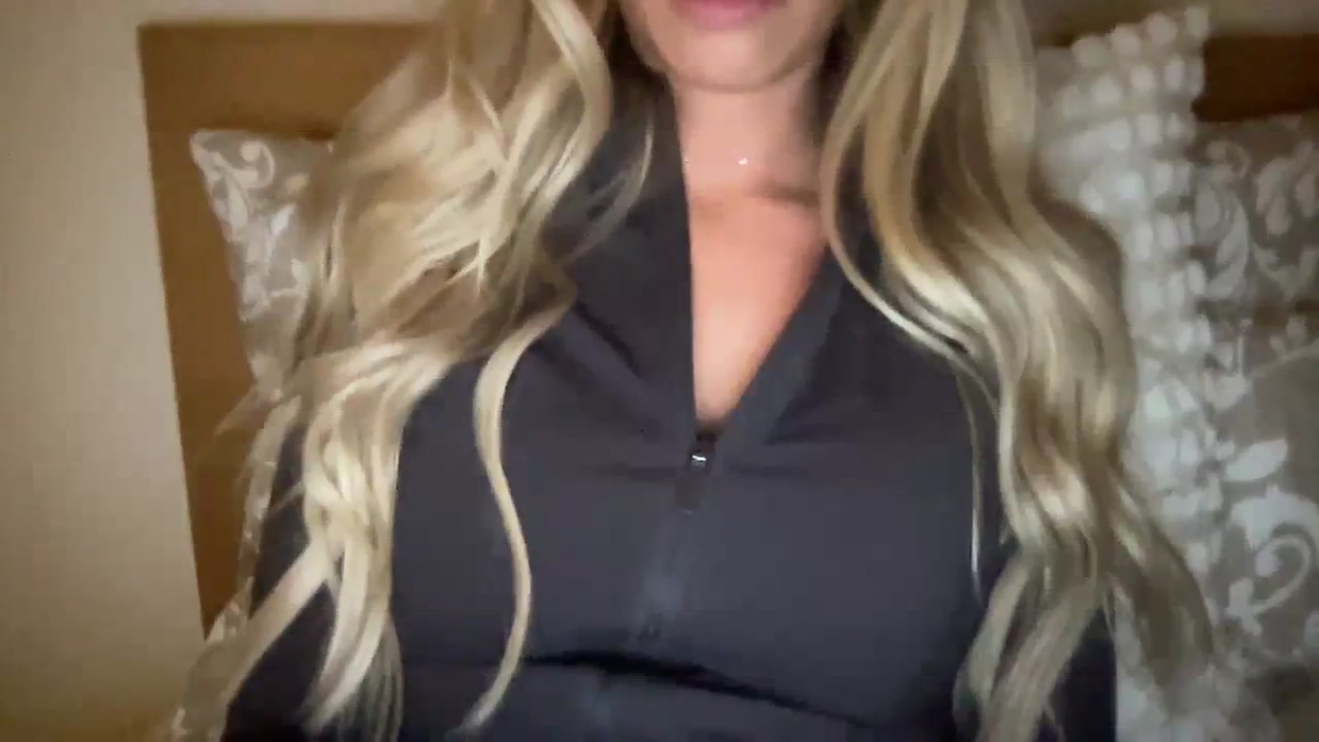Gallery image thumbnail from MissSummer1's myfreecams stream on, 10/28/2023, 17:26 image 19 of 20