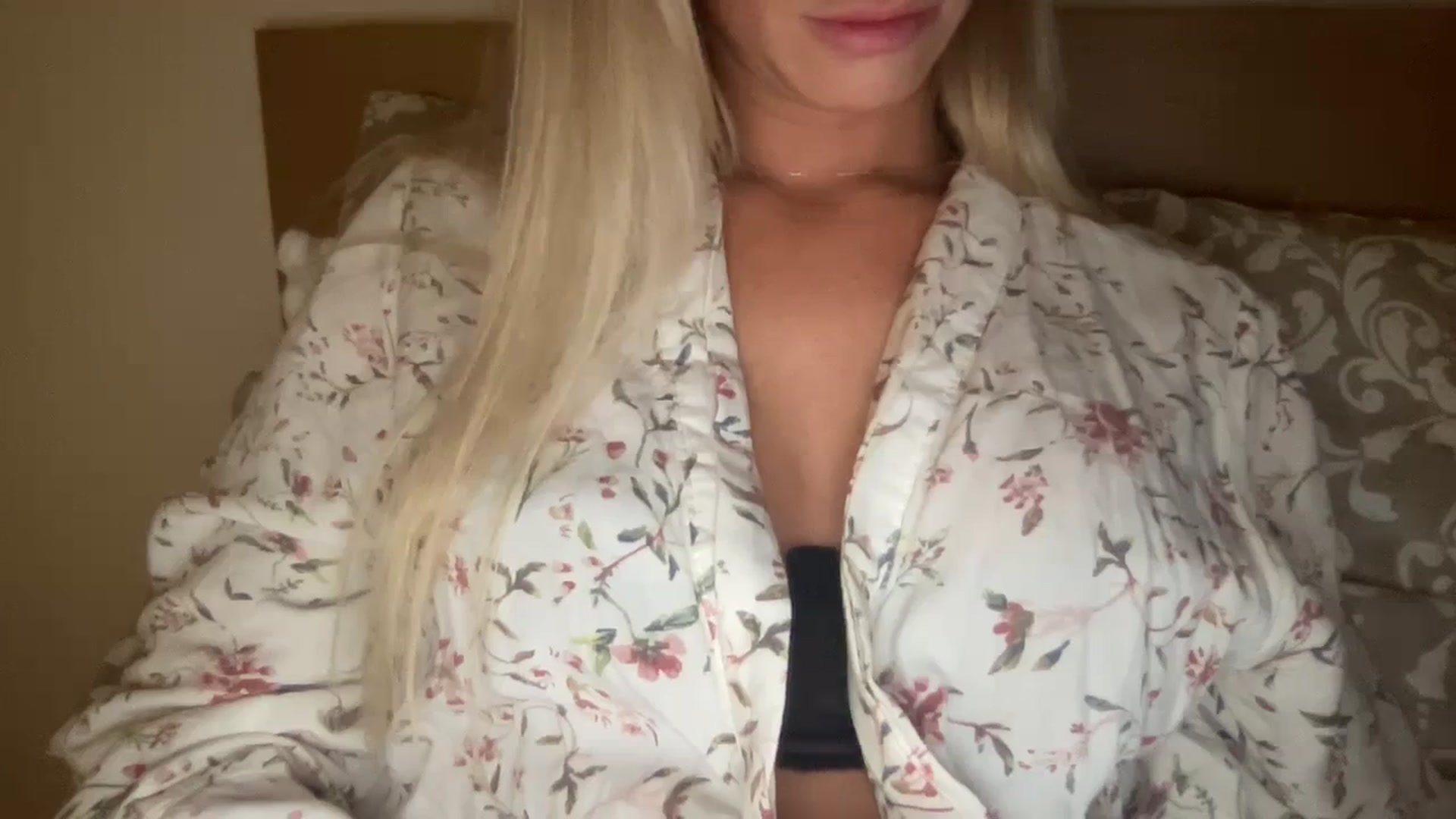 Gallery image thumbnail from MissSummer1's myfreecams stream on, 11/02/2023, 24:46 image 2 of 20