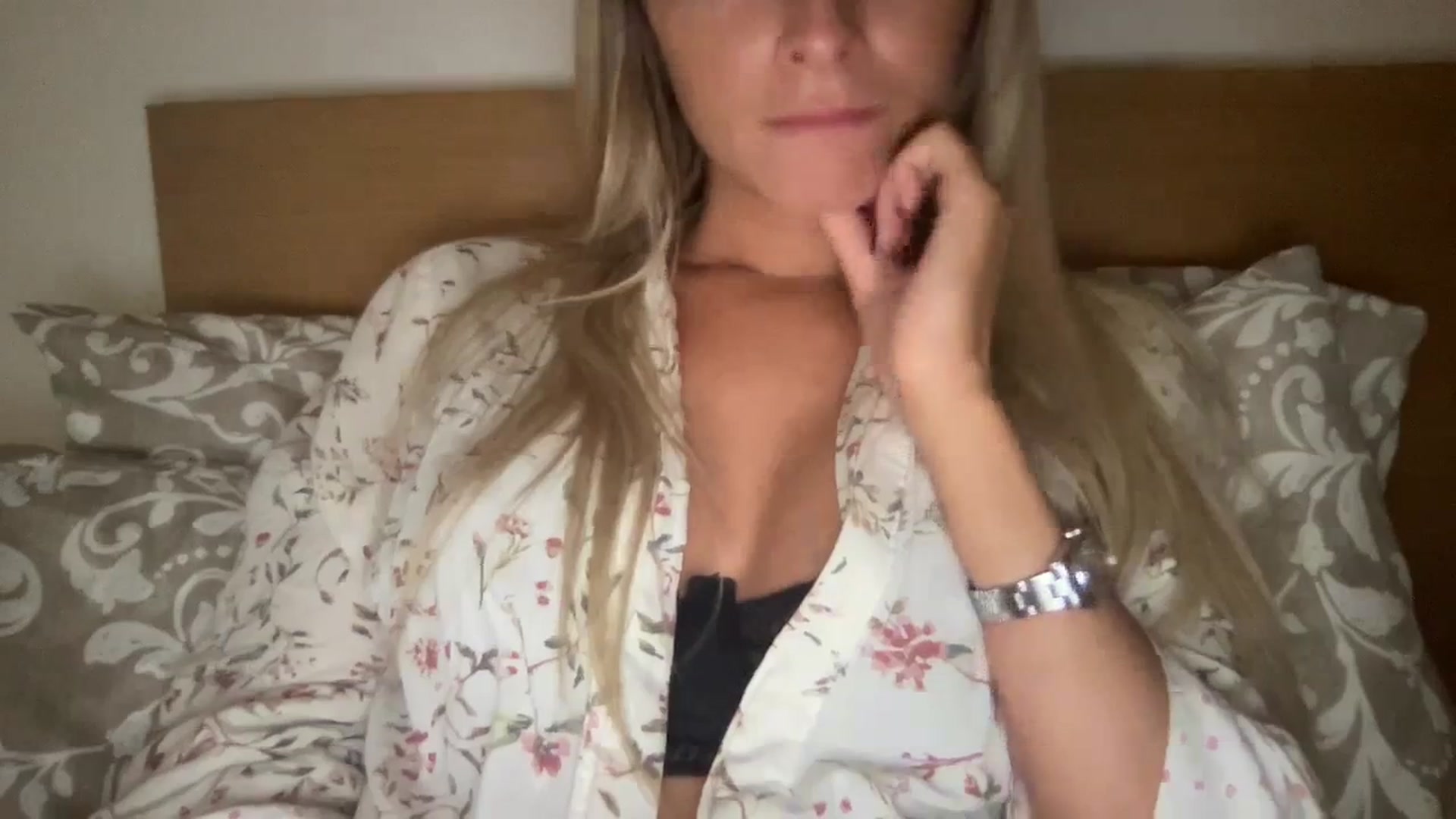 Gallery image thumbnail from MissSummer1's myfreecams stream on, 11/02/2023, 15:29 image 20 of 20