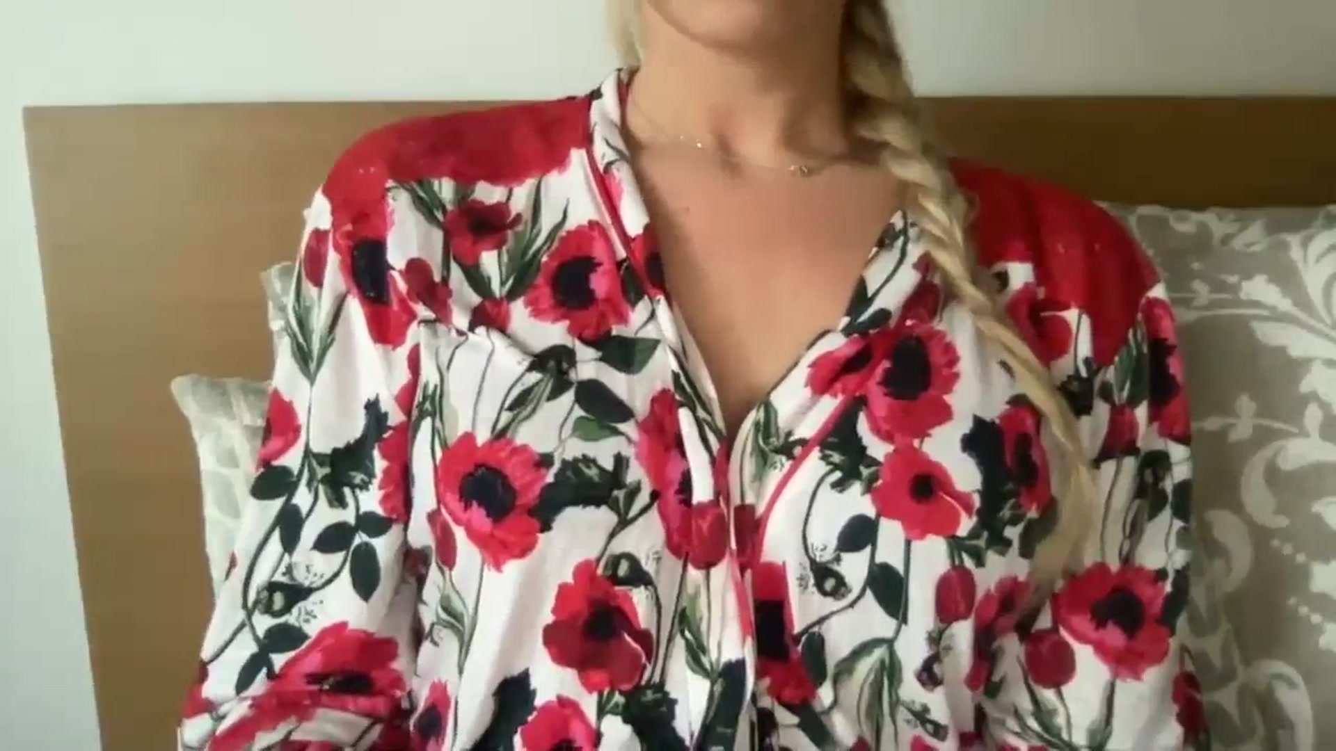 Gallery image thumbnail from MissSummer1's myfreecams stream on, 12/11/2023, 14:37 image 2 of 20