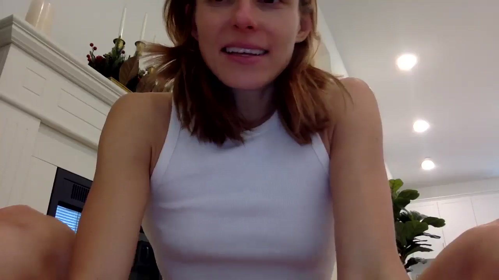 Gallery image thumbnail from MissSunshine's myfreecams stream on, 03/26/2025, 21:12 image 16 of 20
