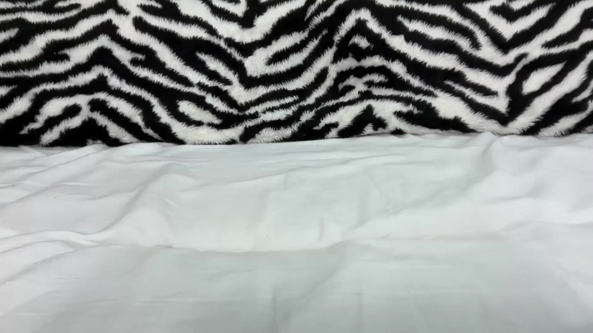 Gallery image thumbnail from MissSunshine's myfreecams stream on, 04/29/2025, 05:25 image 19 of 20