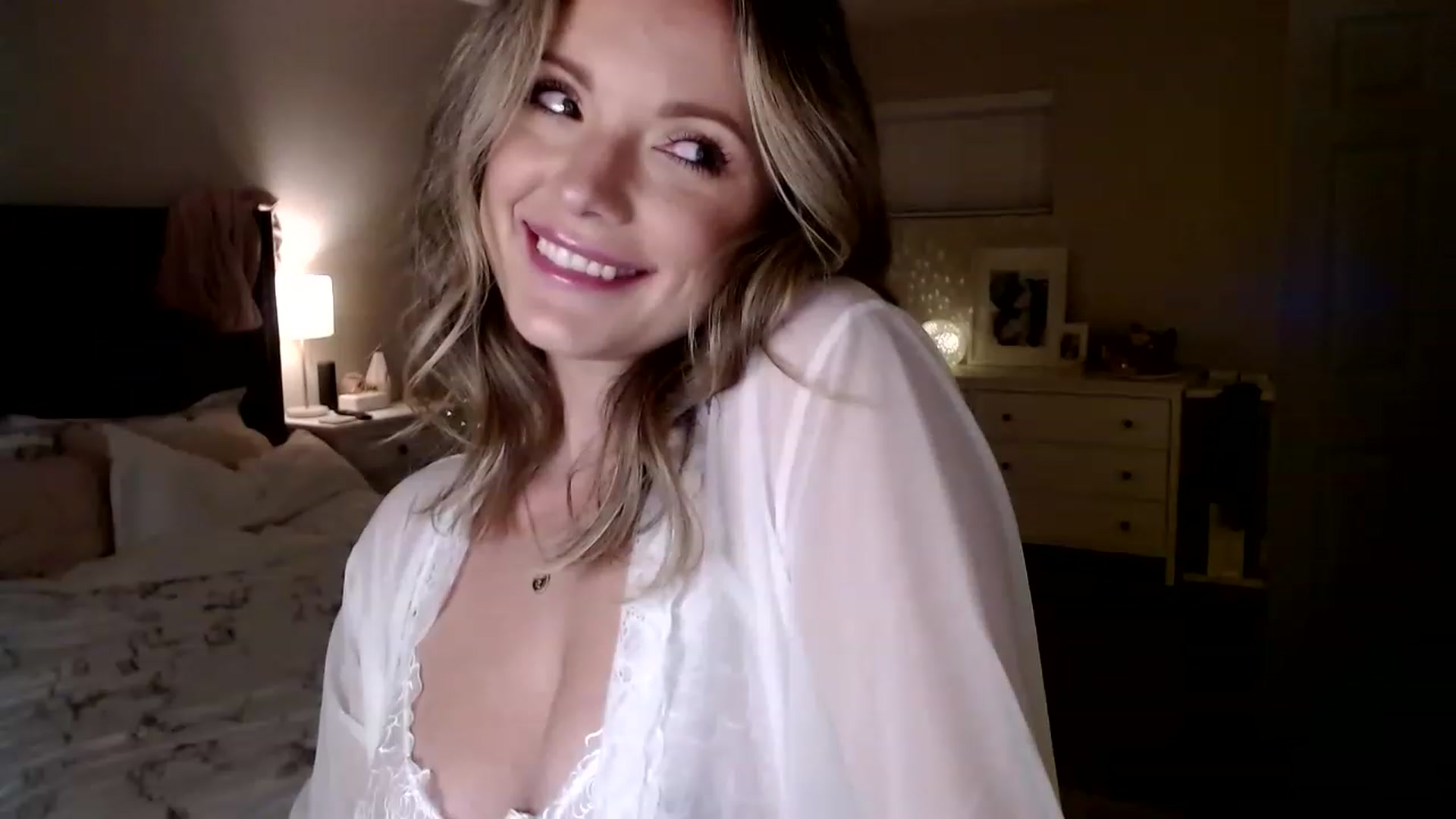 Gallery image thumbnail from MissTinsleyyx's myfreecams stream on, 11/26/2022, 05:49 image 3 of 20