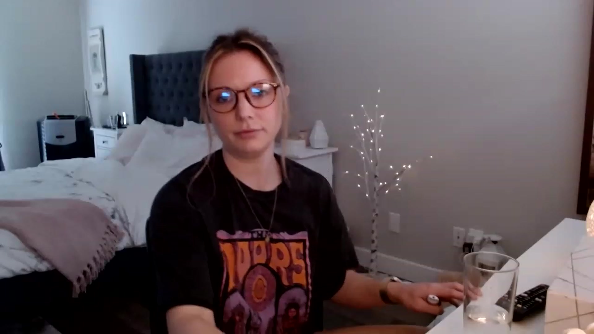 Gallery image thumbnail from MissTinsleyyx's myfreecams stream on, 04/20/2023, 22:46 image 5 of 20