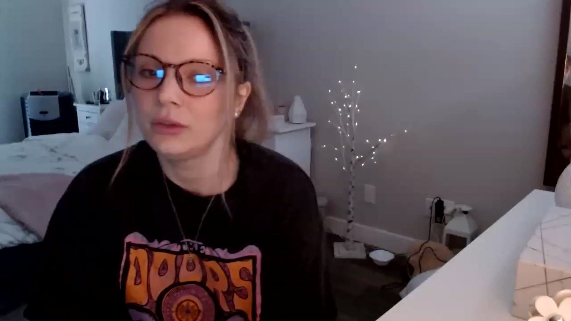 Gallery image thumbnail from MissTinsleyyx's myfreecams stream on, 04/20/2023, 22:46 image 18 of 20