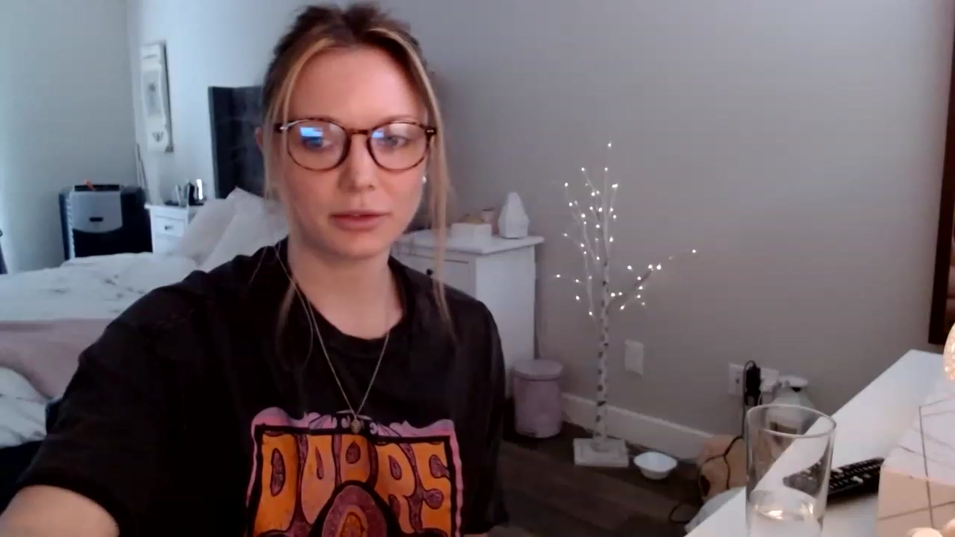 Gallery image thumbnail from MissTinsleyyx's myfreecams stream on, 04/20/2023, 22:46 image 7 of 20