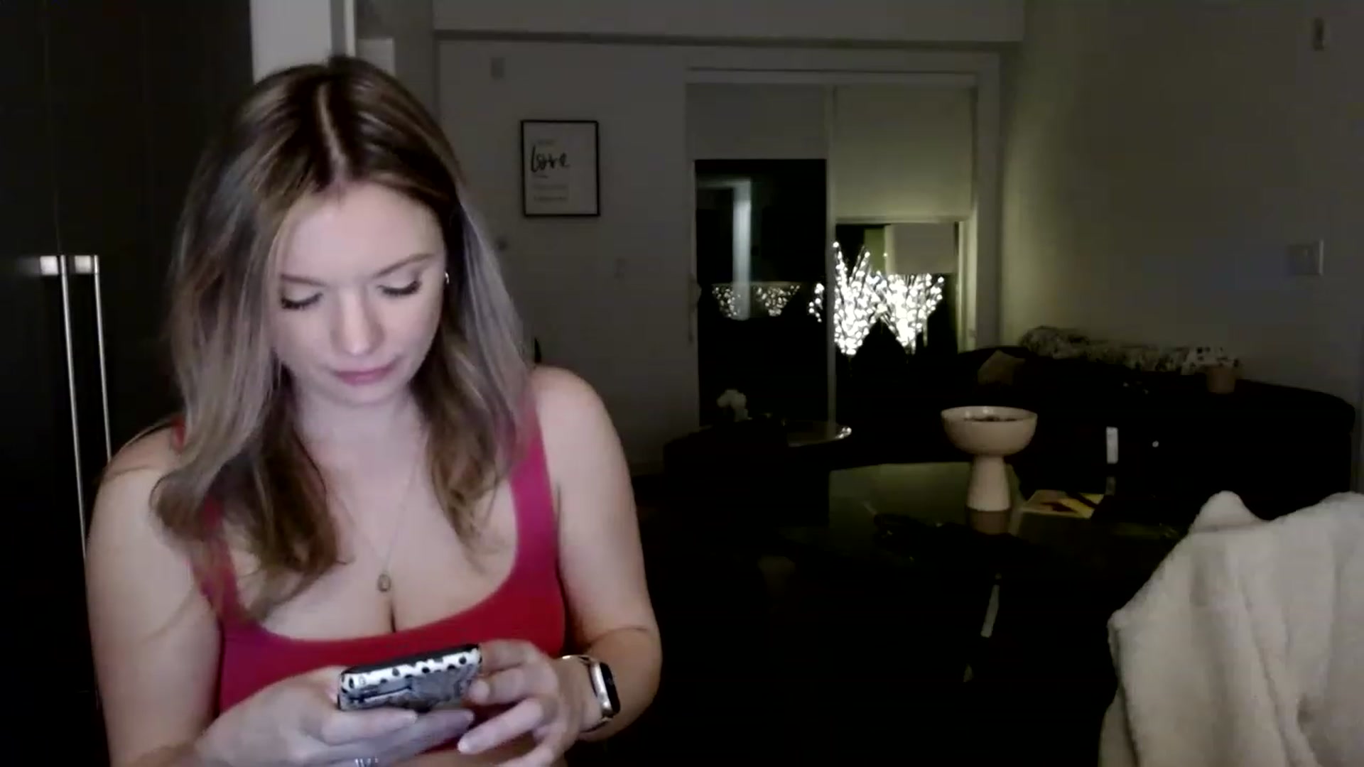 Gallery image thumbnail from MissTinsleyyx's myfreecams stream on, 04/27/2023, 09:21 image 12 of 20