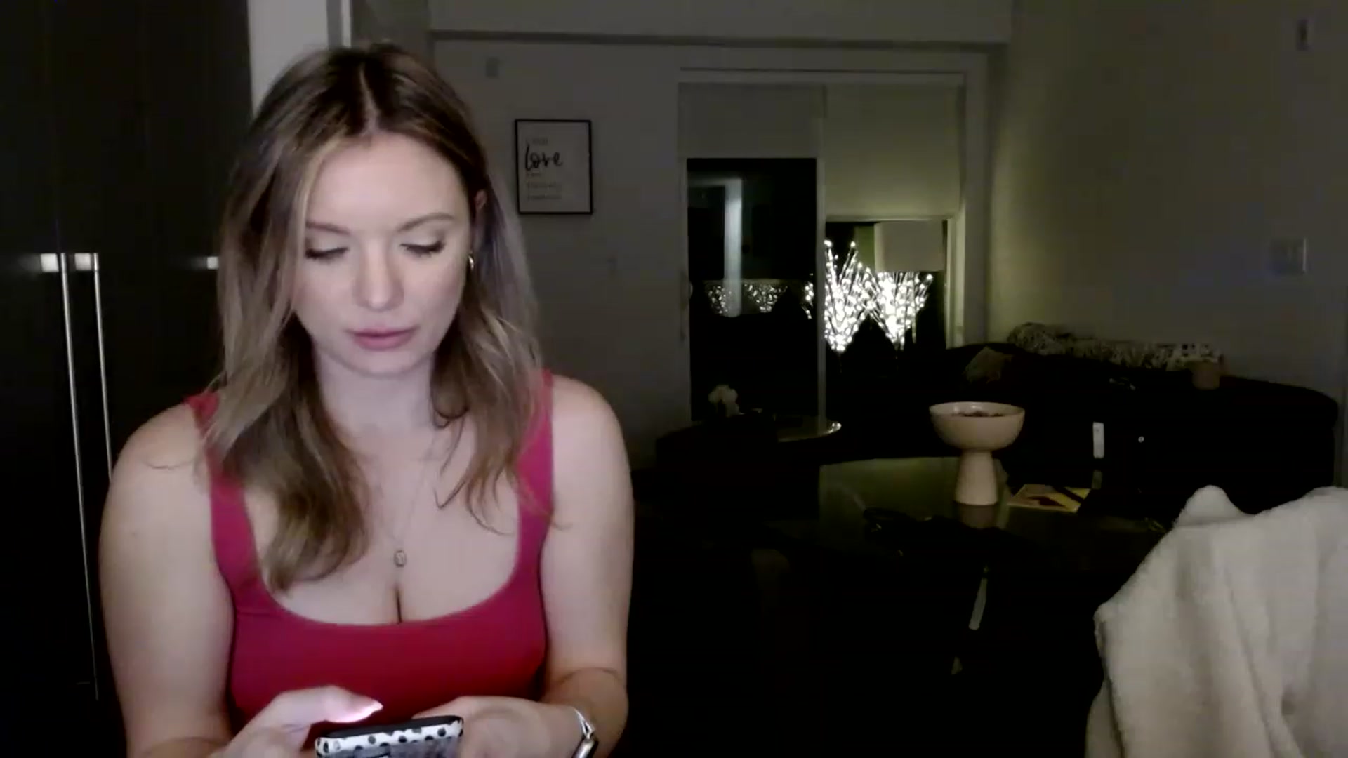 Gallery image thumbnail from MissTinsleyyx's myfreecams stream on, 04/27/2023, 09:21 image 18 of 20