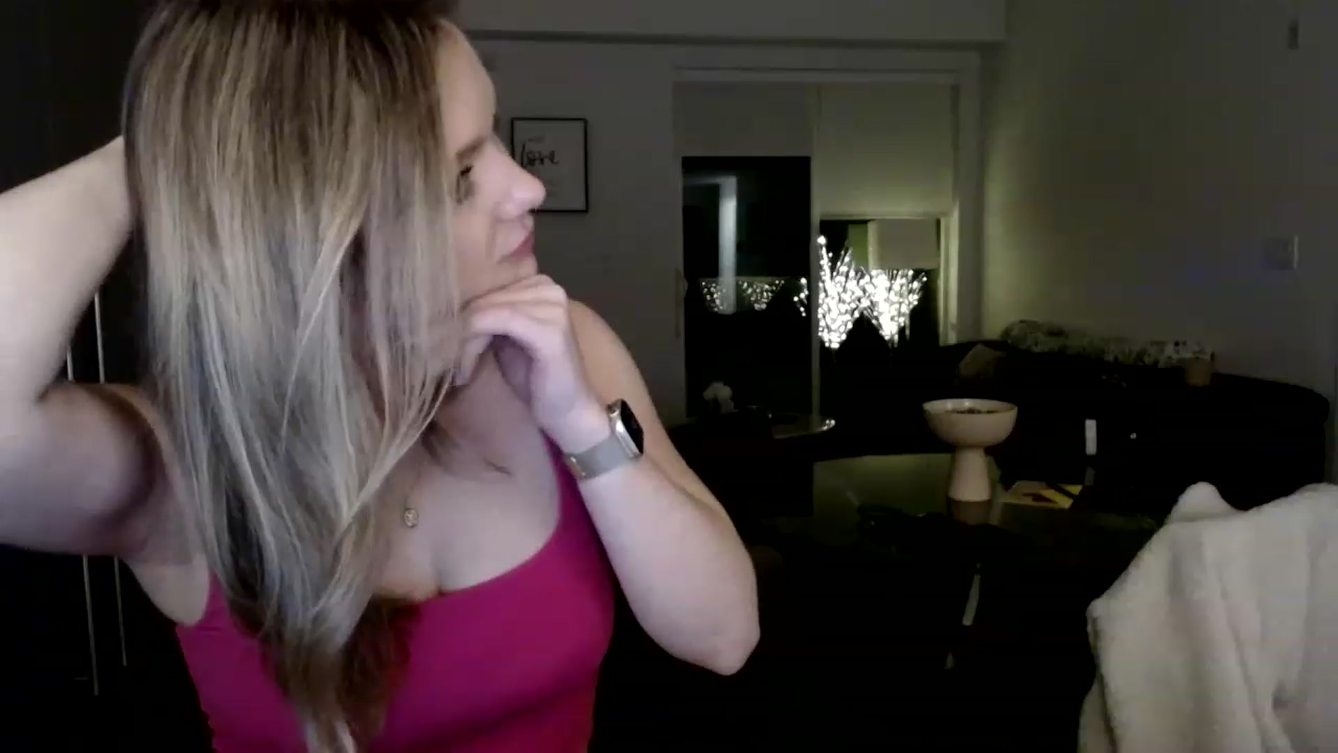 Gallery image thumbnail from MissTinsleyyx's myfreecams stream on, 04/27/2023, 09:21 image 16 of 20