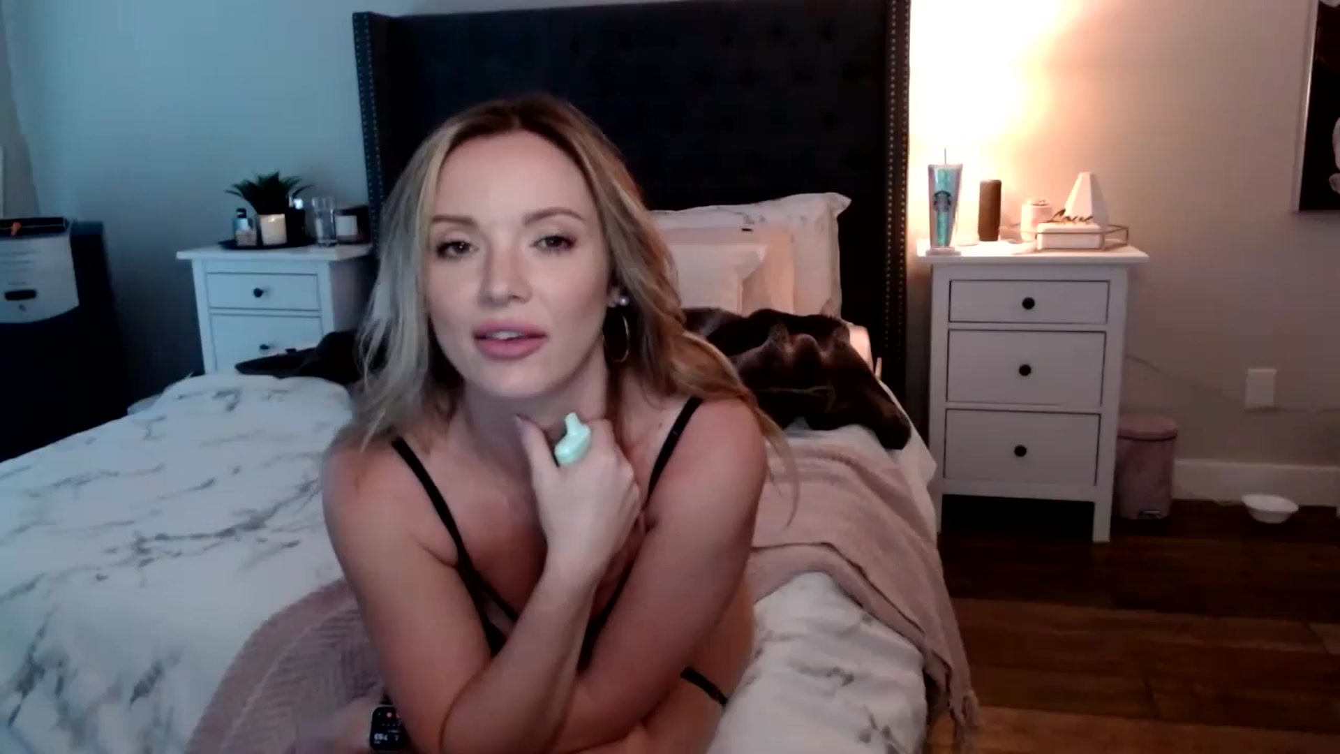 Gallery image thumbnail from MissTinsleyyx's myfreecams stream on, 06/03/2023, 03:33 image 2 of 20