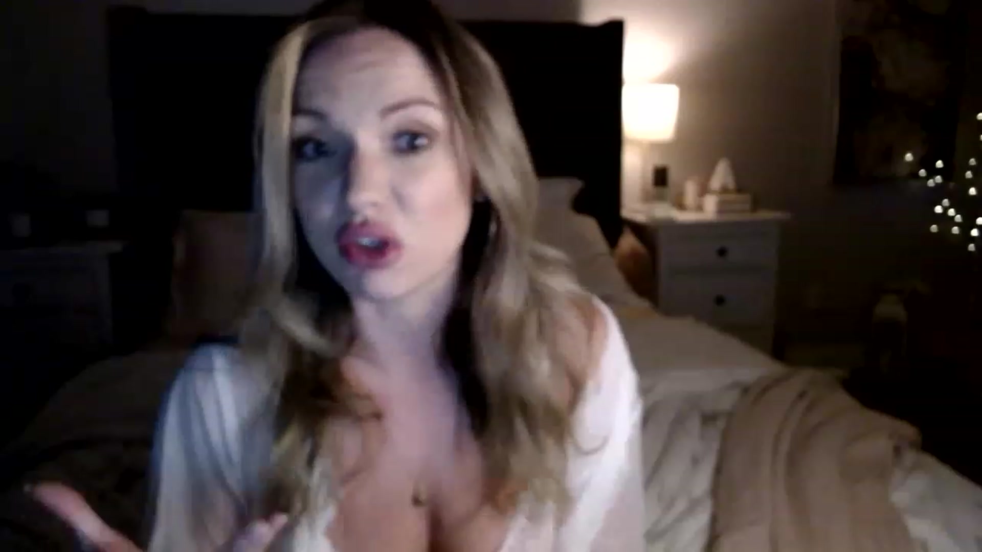 Gallery image thumbnail from MissTinsleyyx's myfreecams stream on, 06/03/2023, 08:31 image 4 of 20