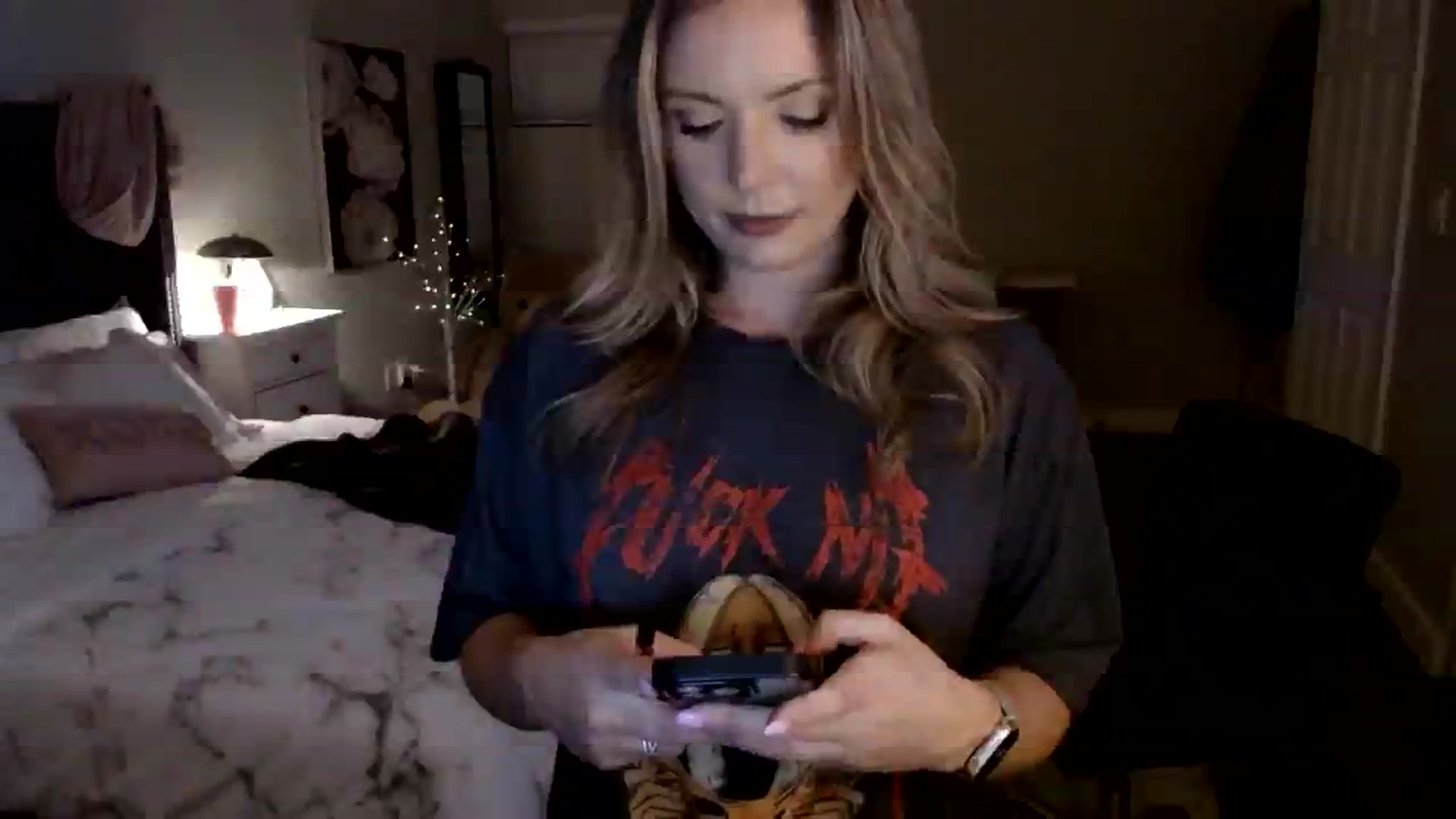 Gallery image thumbnail from MissTinsleyyx's myfreecams stream on, 07/23/2023, 06:38 image 17 of 20