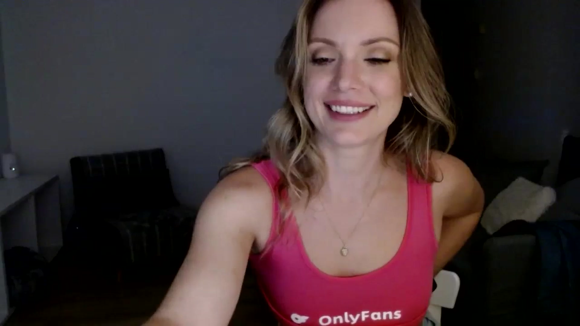 Gallery image thumbnail from MissTinsleyyx's myfreecams stream on, 08/26/2023, 09:01 image 14 of 20