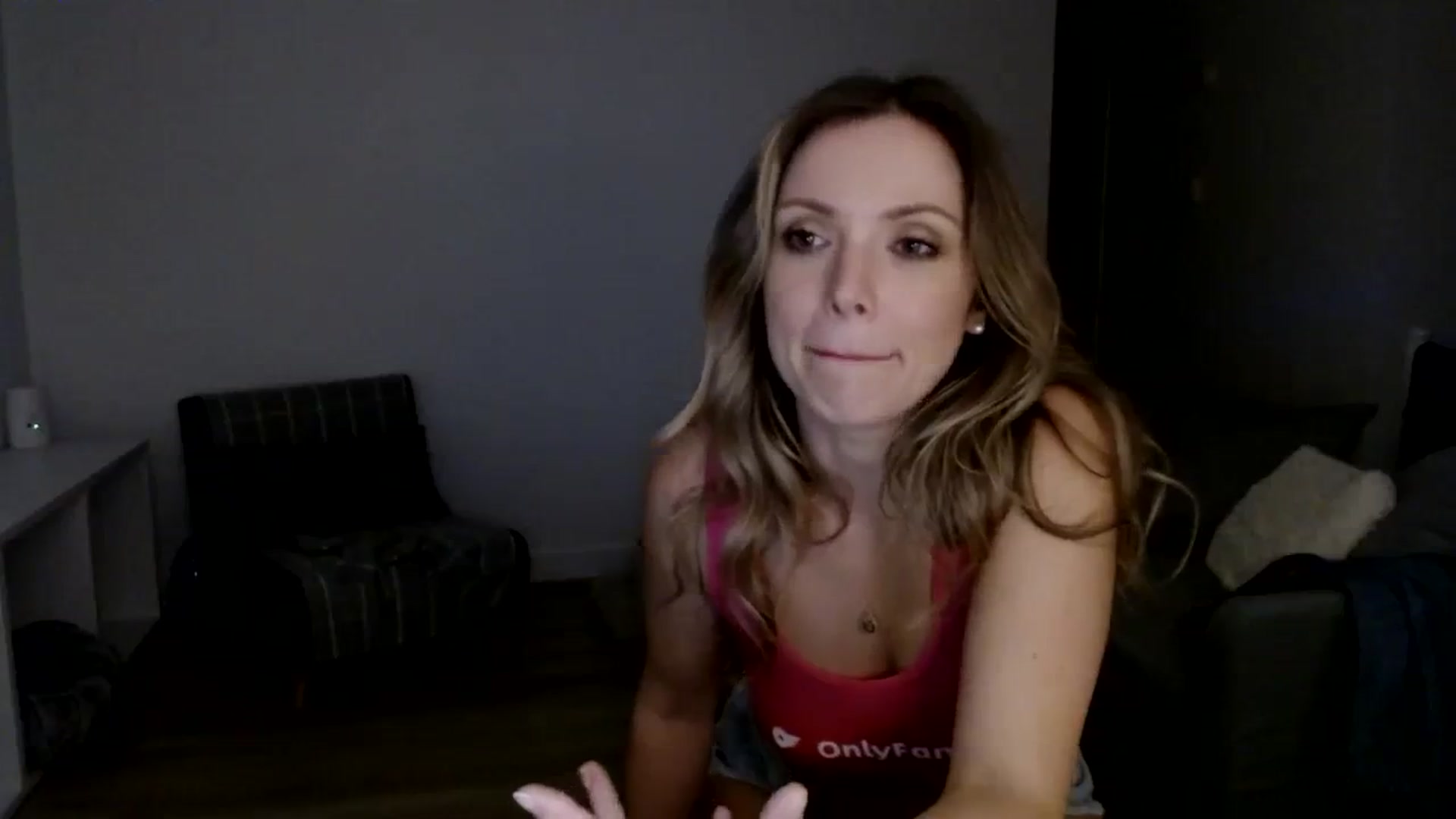 Gallery image thumbnail from MissTinsleyyx's myfreecams stream on, 08/26/2023, 09:01 image 12 of 20