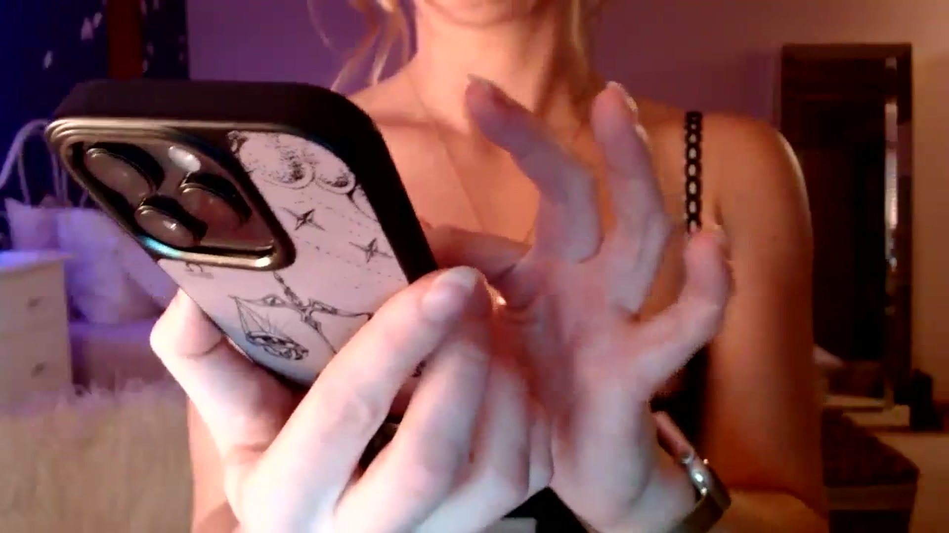 Gallery image thumbnail from MissTinsleyyx's myfreecams stream on, 11/12/2023, 11:35 image 12 of 20