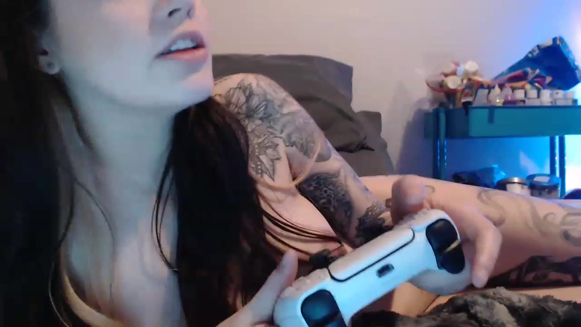 Gallery image thumbnail from MissVeraJ's myfreecams stream on, 02/25/2023, 09:31 image 14 of 20