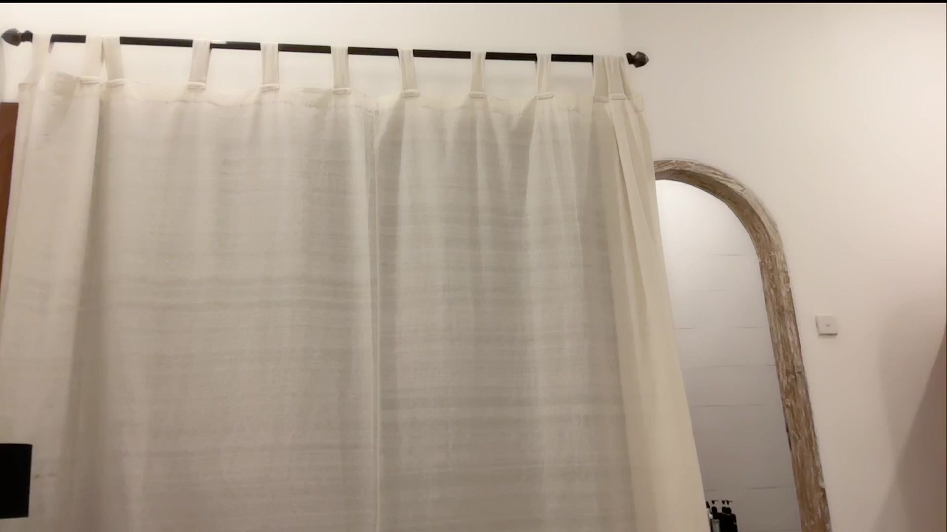 Gallery image thumbnail from MissVictoria's myfreecams stream on, 04/20/2024, 17:04 image 11 of 20