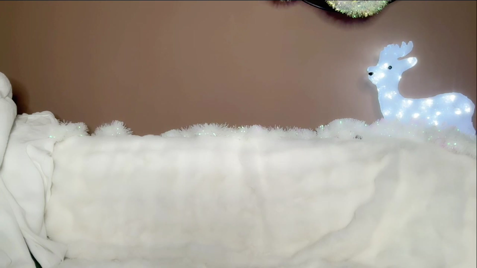 Gallery image thumbnail from MissVictoria's myfreecams stream on, 11/13/2024, 02:49 image 7 of 20