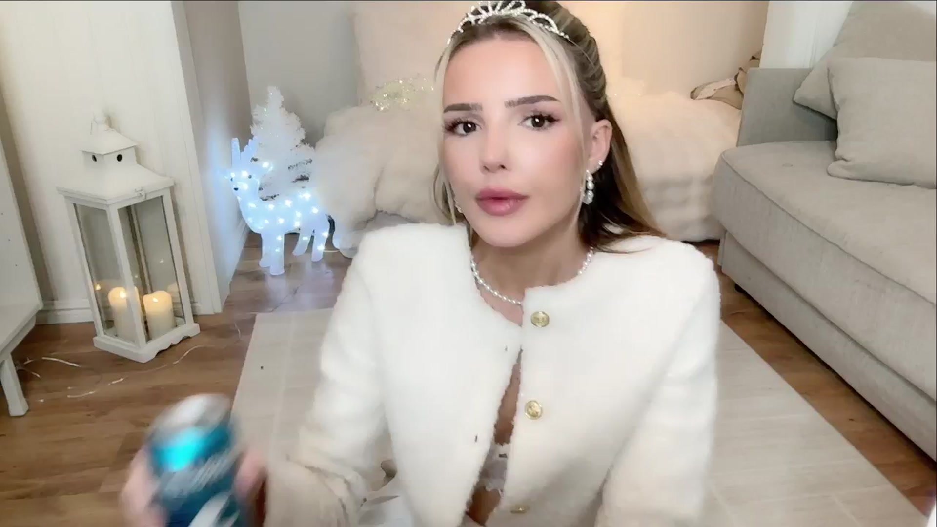 Gallery image thumbnail from MissVictoria's myfreecams stream on, 11/25/2024, 24:02 image 13 of 20