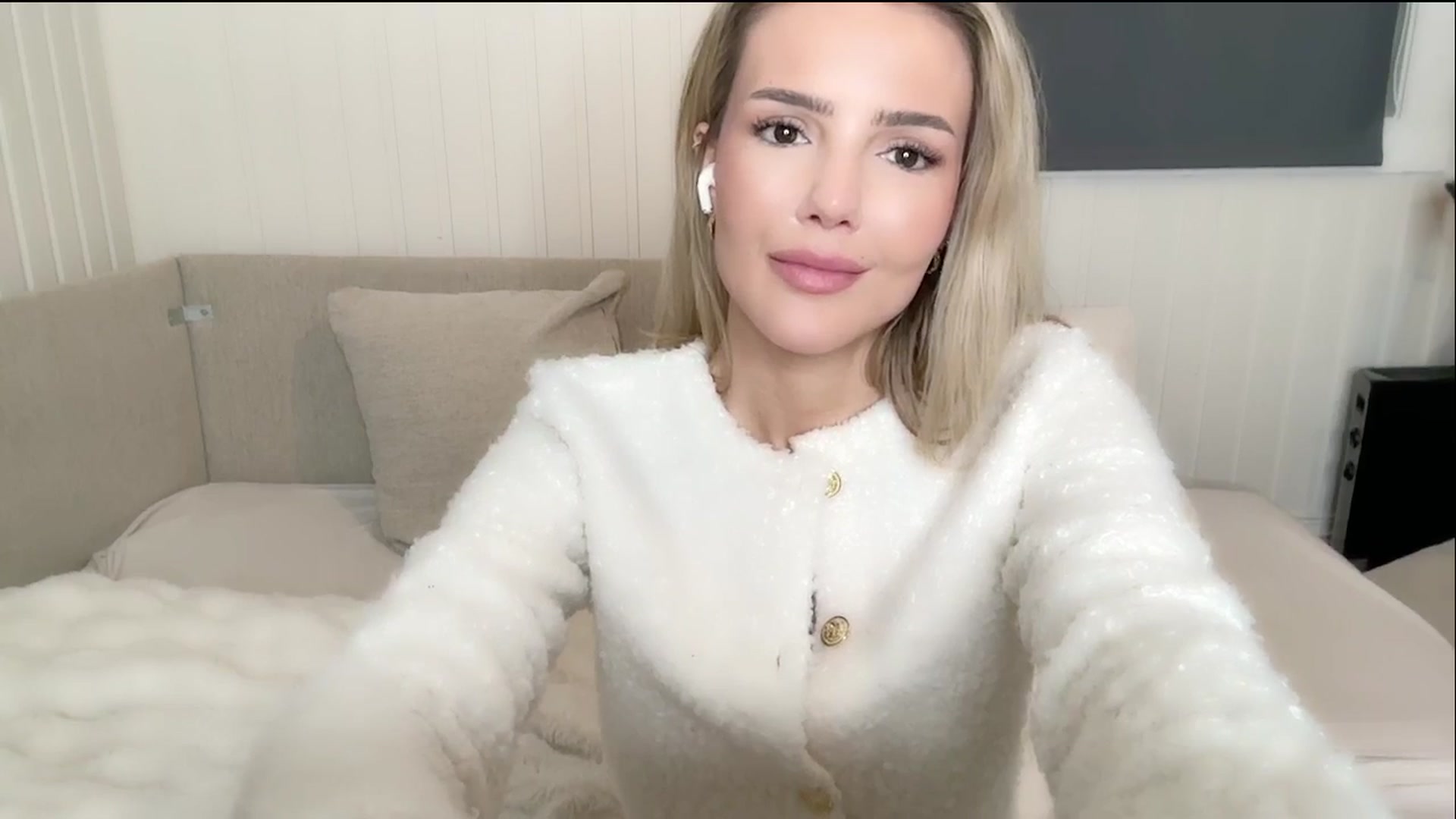 Gallery image thumbnail from MissVictoria's myfreecams stream on, 01/23/2025, 14:48 image 20 of 20