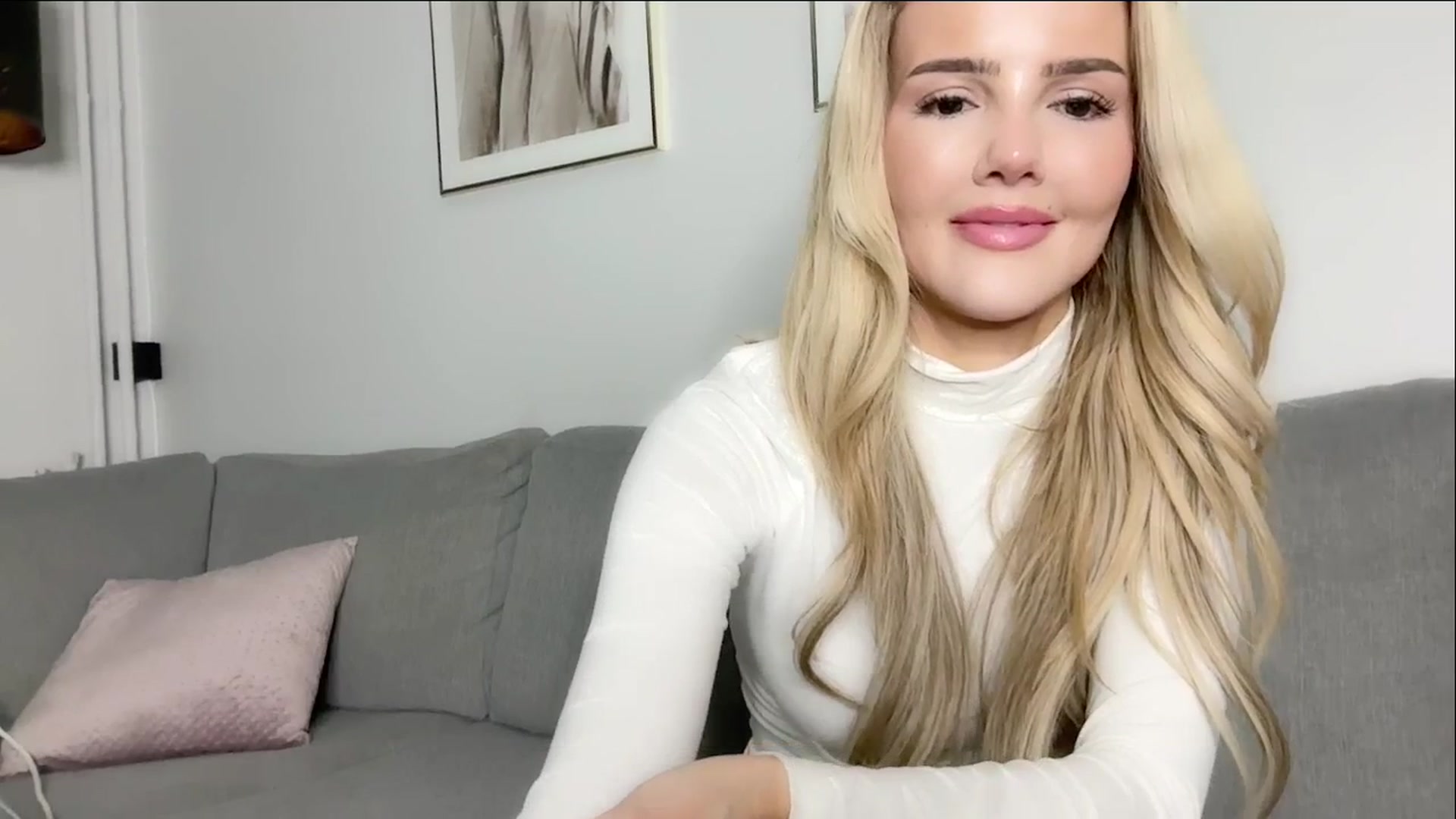 Gallery image thumbnail from MissVictoria's myfreecams stream on, 03/03/2025, 22:26 image 20 of 20