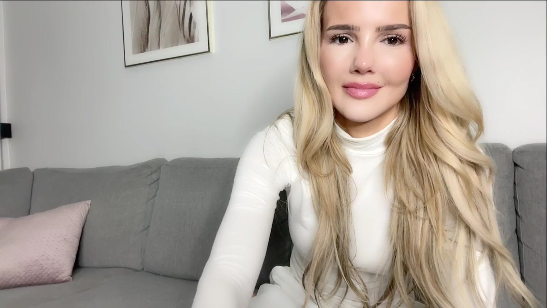 Gallery image thumbnail from MissVictoria's myfreecams stream on, 03/03/2025, 22:26 image 2 of 20