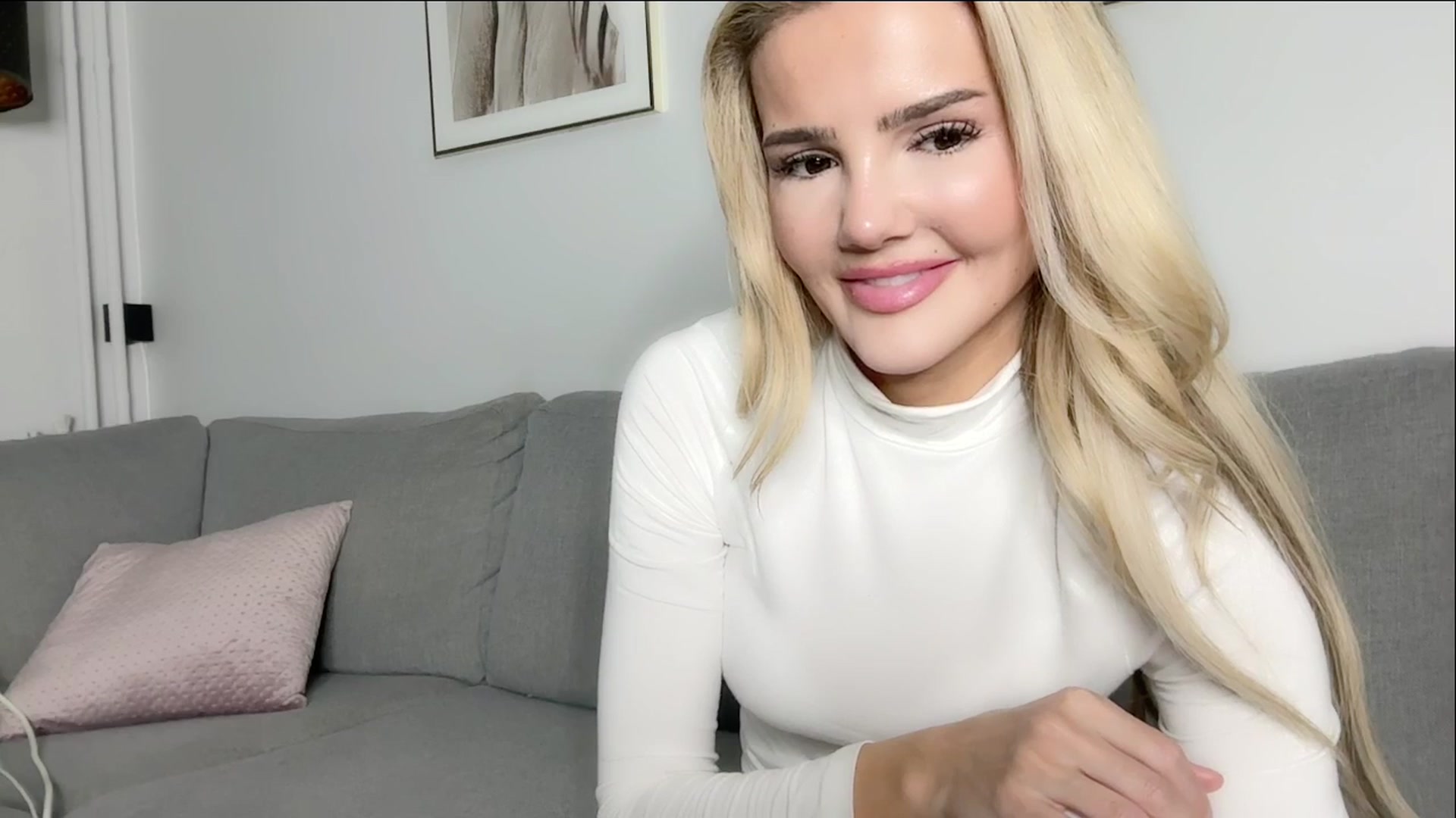 Gallery image thumbnail from MissVictoria's myfreecams stream on, 03/03/2025, 22:43 image 18 of 20