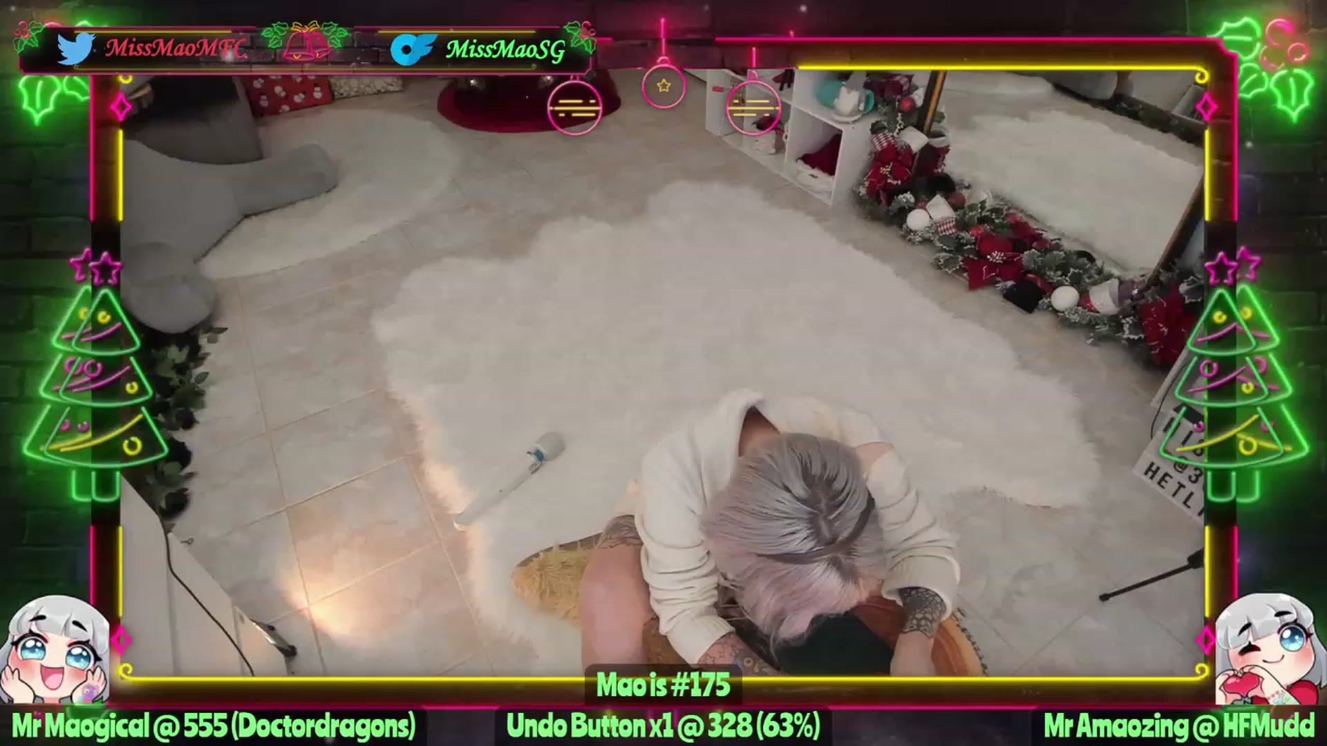 Gallery image thumbnail from MissXMaos's myfreecams stream on, 12/17/2022, 06:32 image 1 of 20
