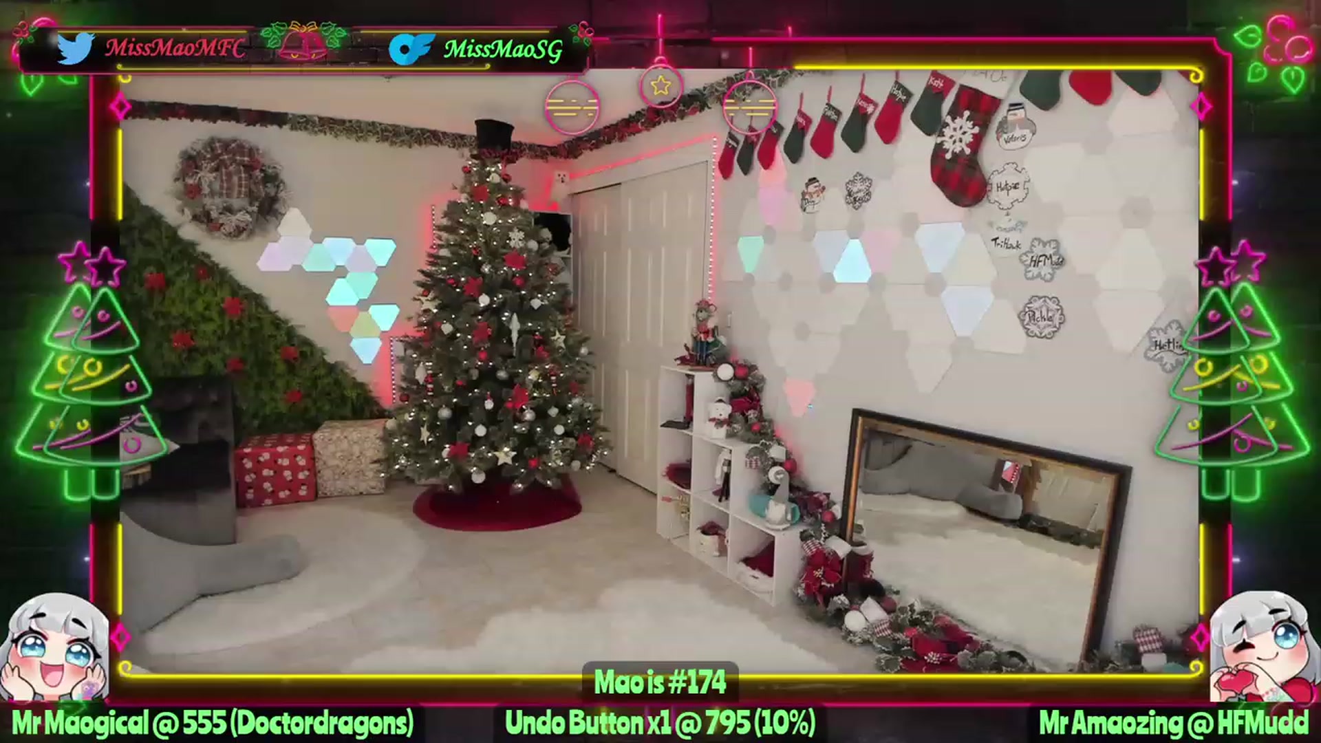 Gallery image thumbnail from MissXMaos's myfreecams stream on, 12/17/2022, 06:32 image 3 of 20