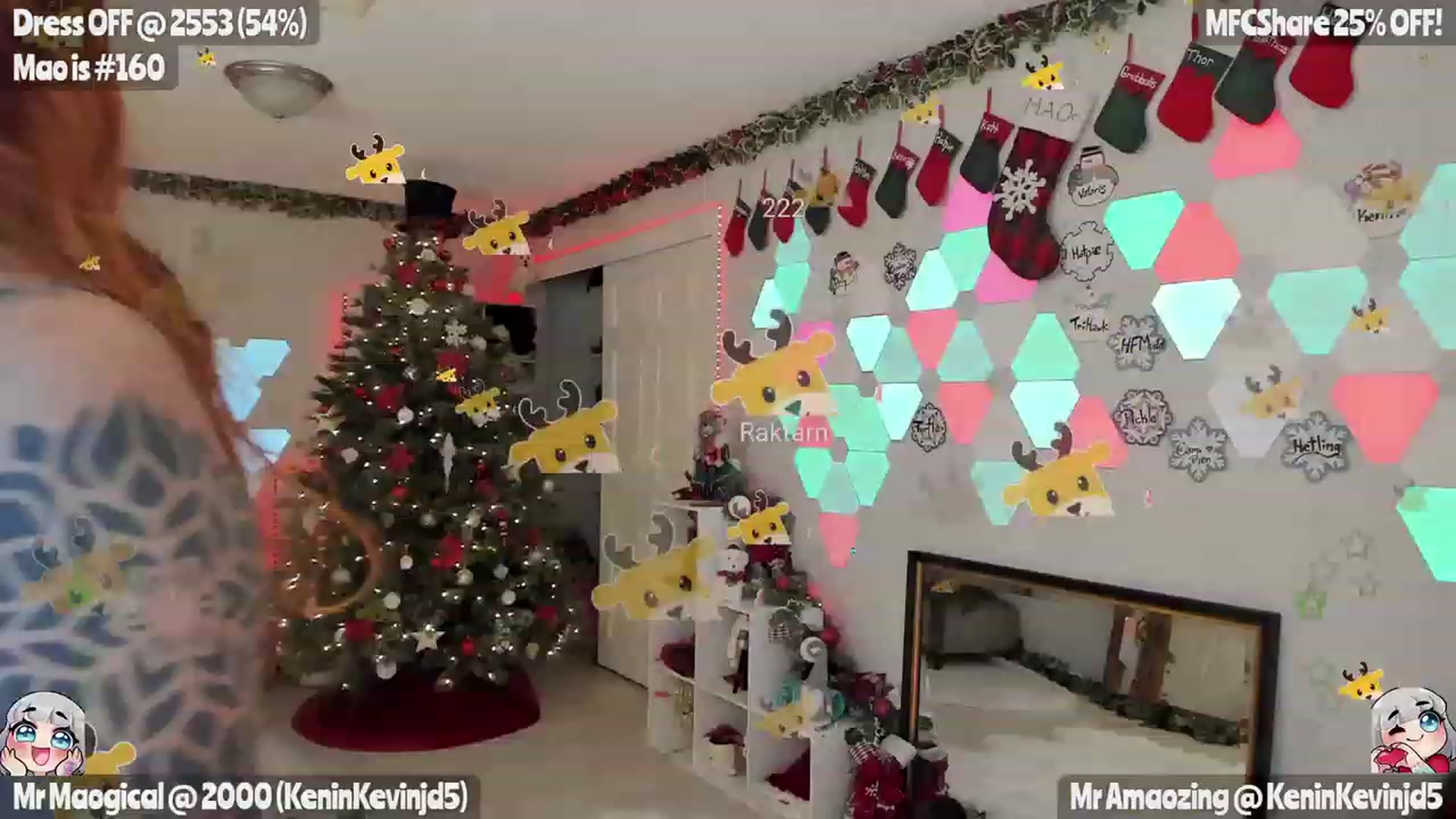 Gallery image thumbnail from MissXMaos's myfreecams stream on, 12/17/2022, 07:10 image 1 of 20