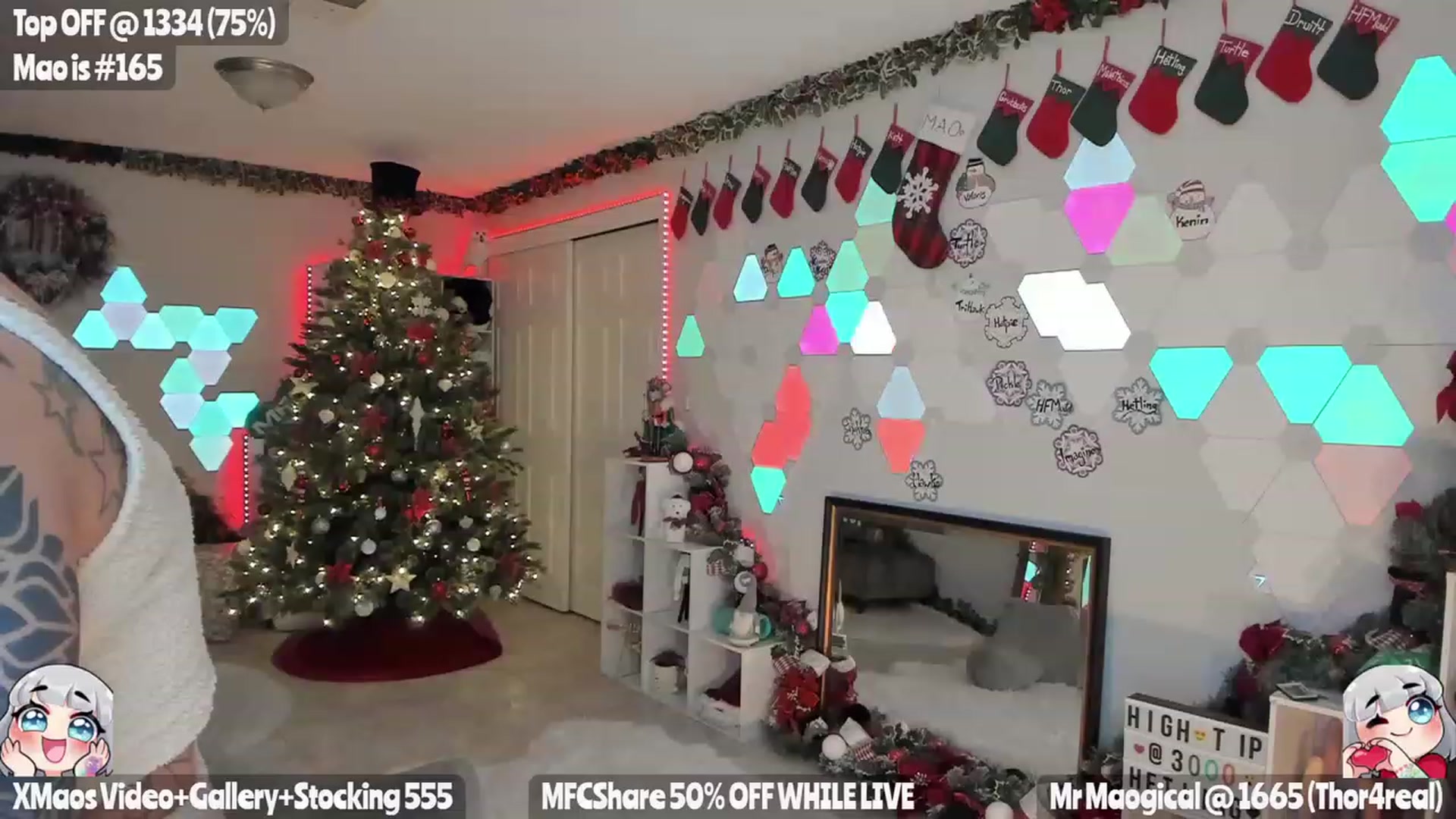 Gallery image thumbnail from MissXMaos's myfreecams stream on, 12/20/2022, 04:48 image 15 of 20