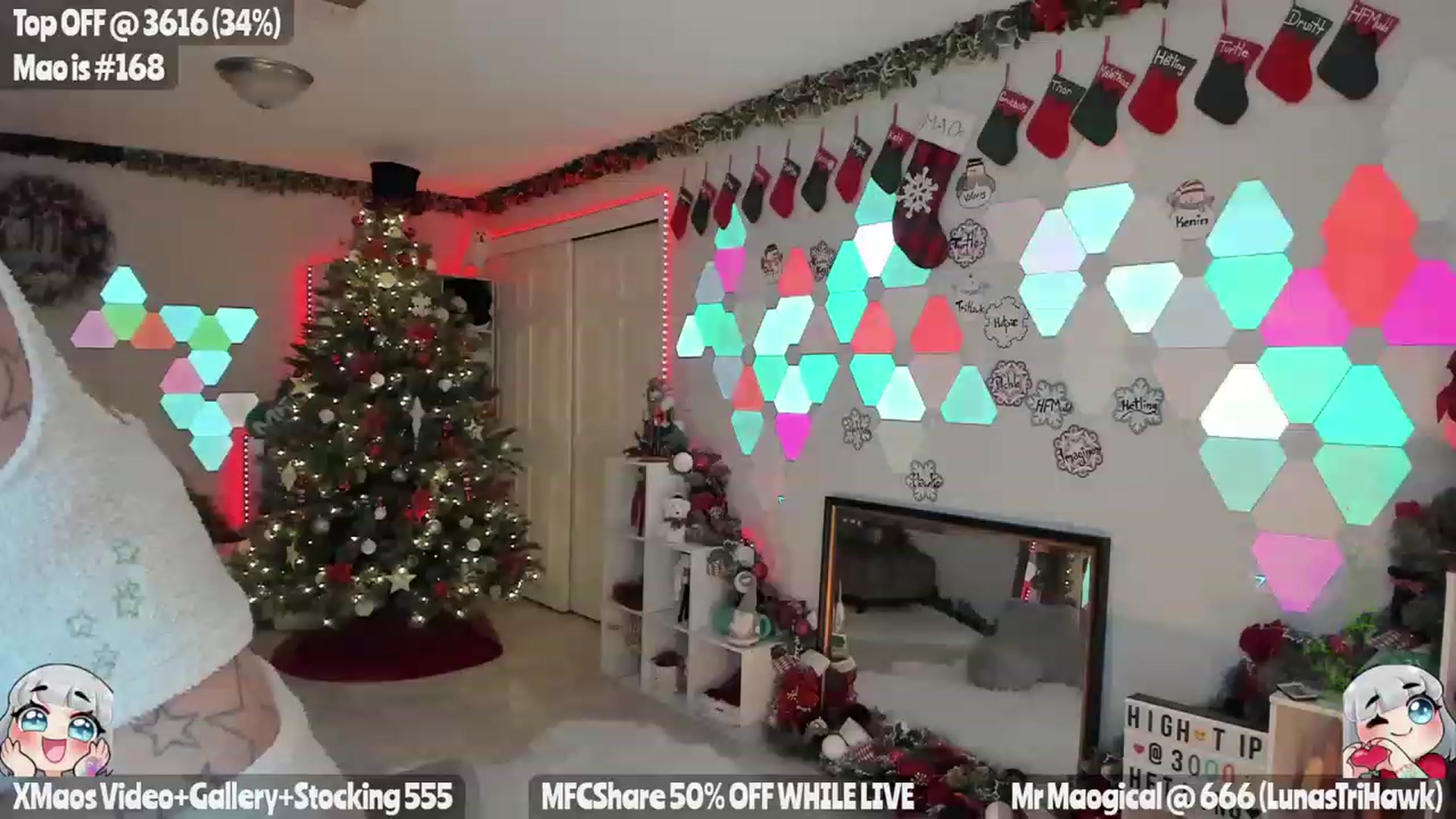 Gallery image thumbnail from MissXMaos's myfreecams stream on, 12/20/2022, 04:48 image 12 of 20