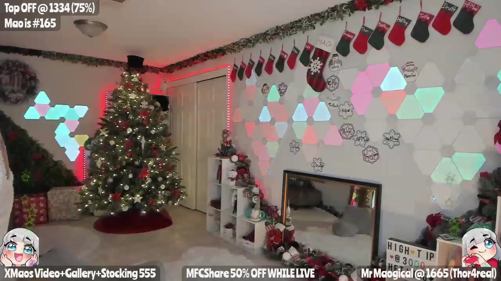 Gallery image thumbnail from MissXMaos's myfreecams stream on, 12/20/2022, 04:48 image 14 of 20