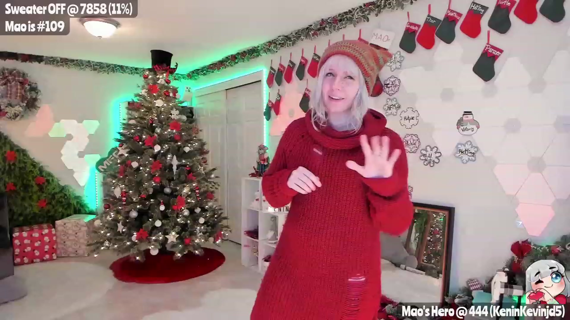 Gallery image thumbnail from MissXMaos's myfreecams stream on, 12/23/2022, 05:53 image 4 of 20