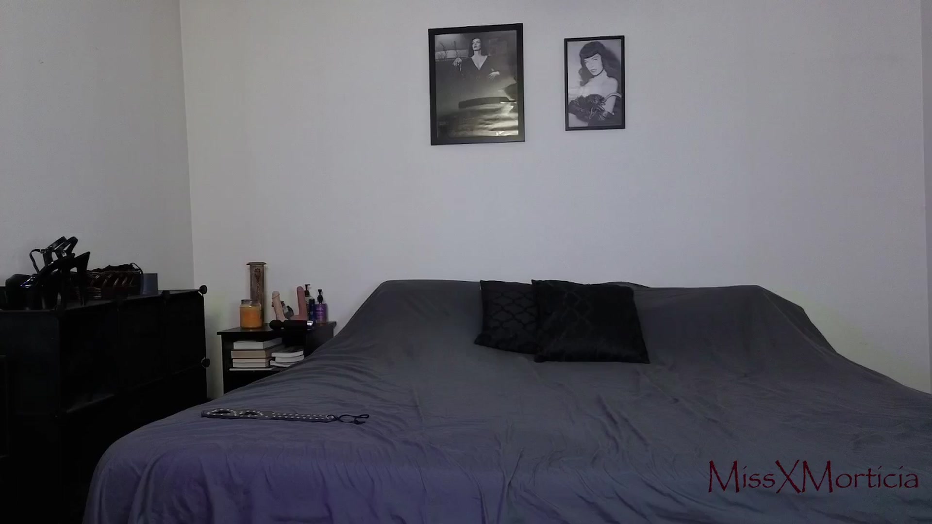 Gallery image thumbnail from MissXMorticia's myfreecams stream on, 06/16/2025, 16:21 image 15 of 20