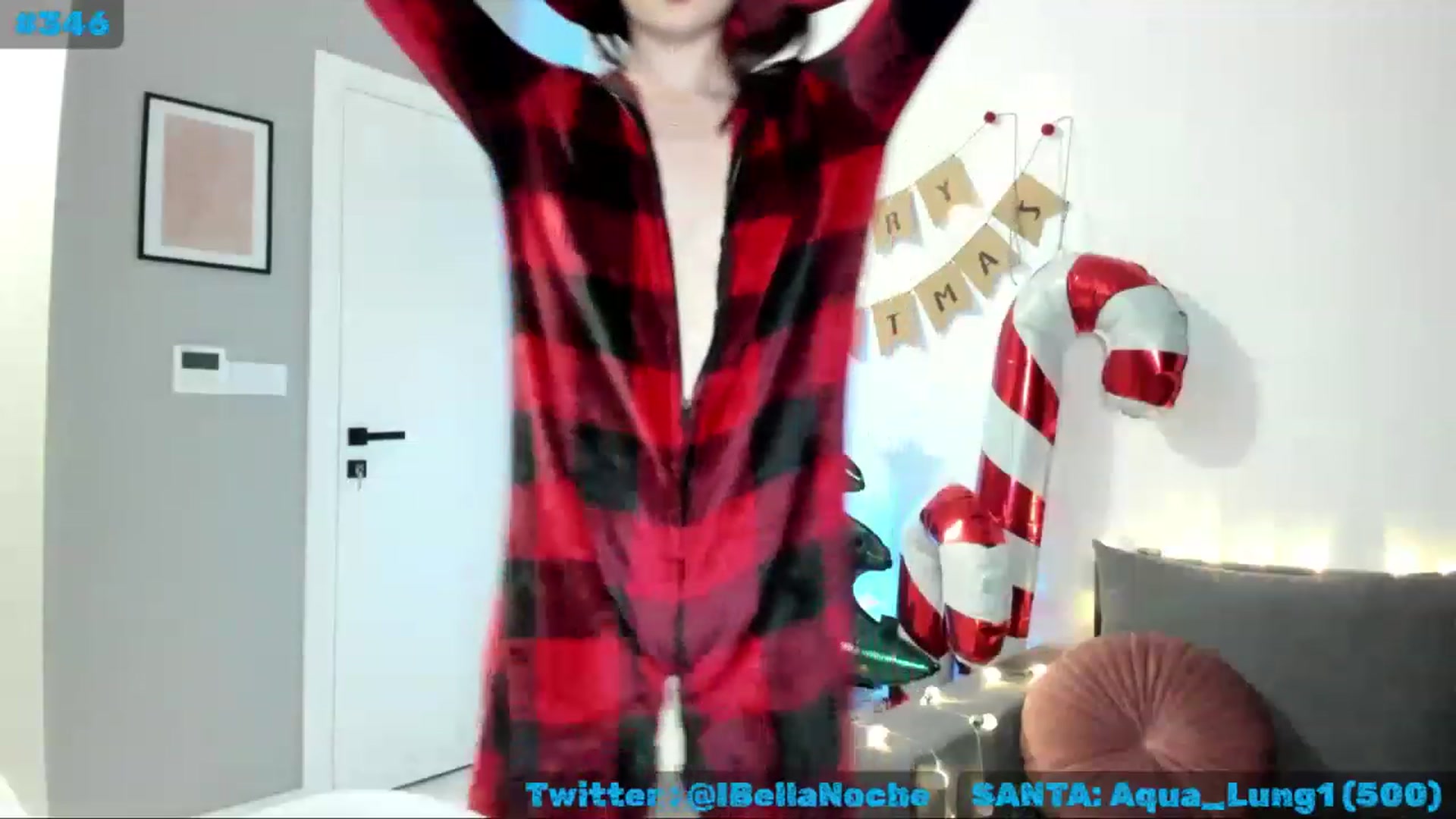 Gallery image thumbnail from MissXmas's myfreecams stream on, 12/15/2022, 20:33 image 20 of 20
