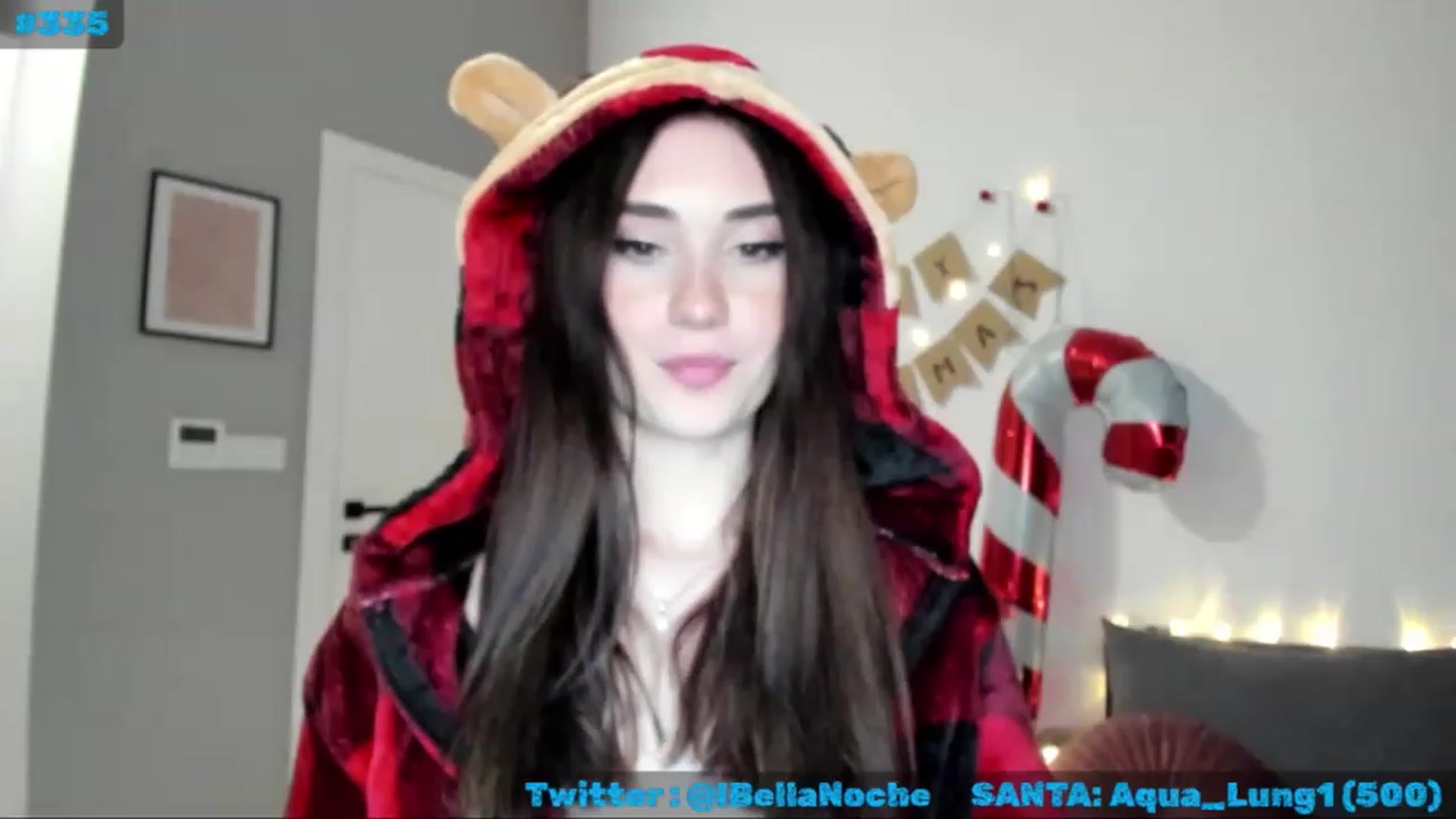 Gallery image thumbnail from MissXmas's myfreecams stream on, 12/16/2022, 24:18 image 4 of 20