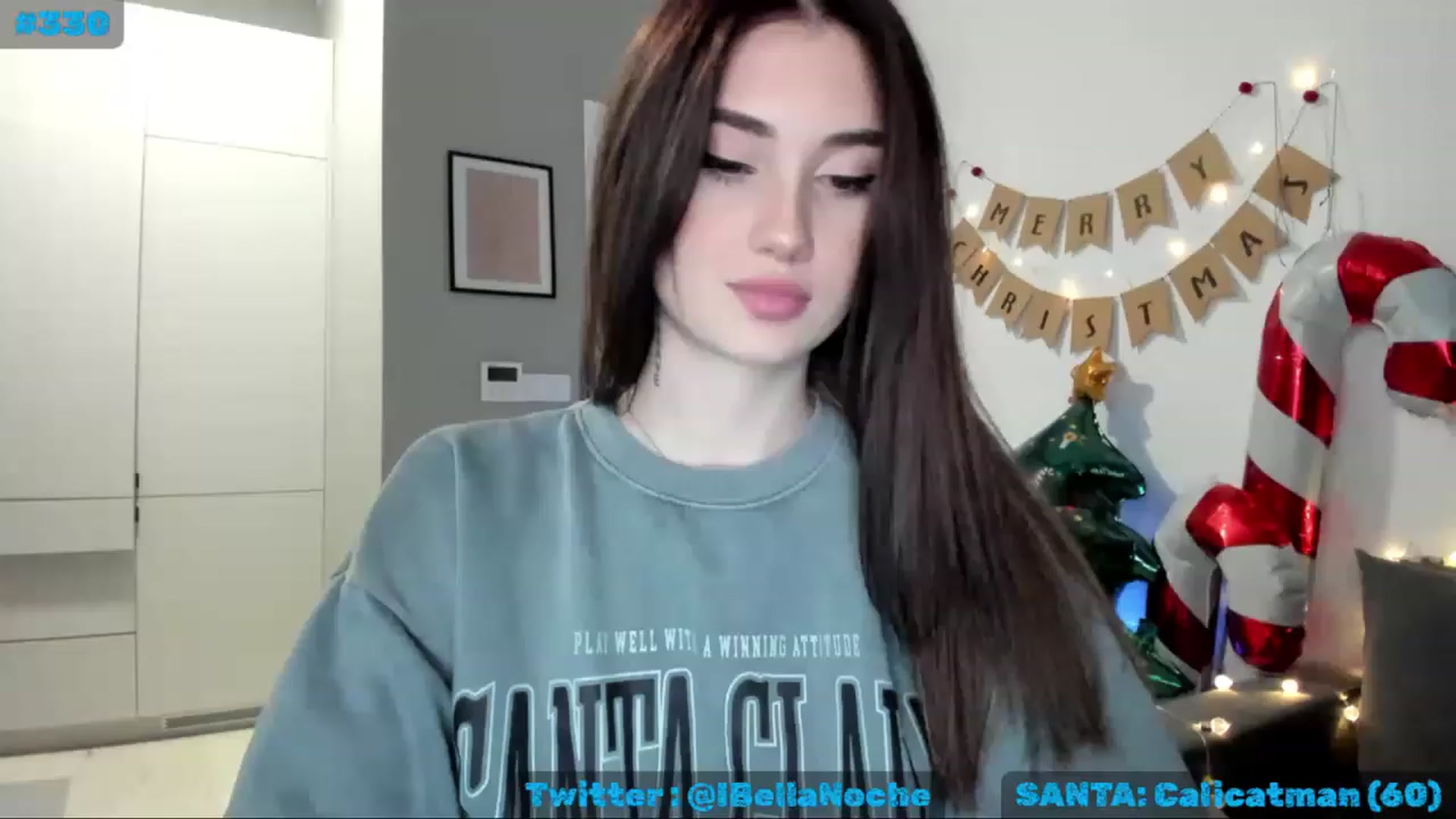 Gallery image thumbnail from MissXmas's myfreecams stream on, 12/16/2022, 20:34 image 18 of 20