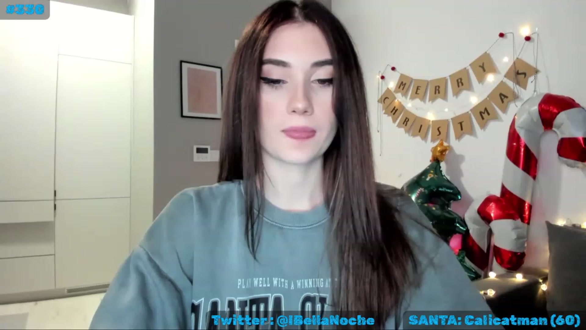 Gallery image thumbnail from MissXmas's myfreecams stream on, 12/16/2022, 20:34 image 15 of 20