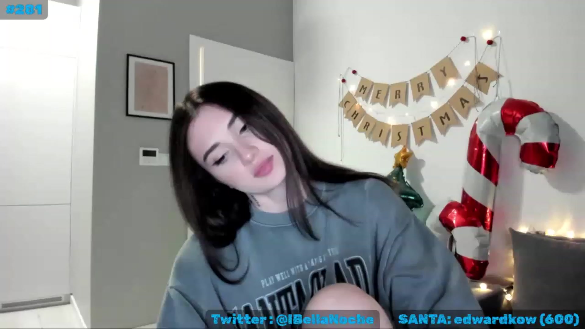 Gallery image thumbnail from MissXmas's myfreecams stream on, 12/17/2022, 24:16 image 19 of 20