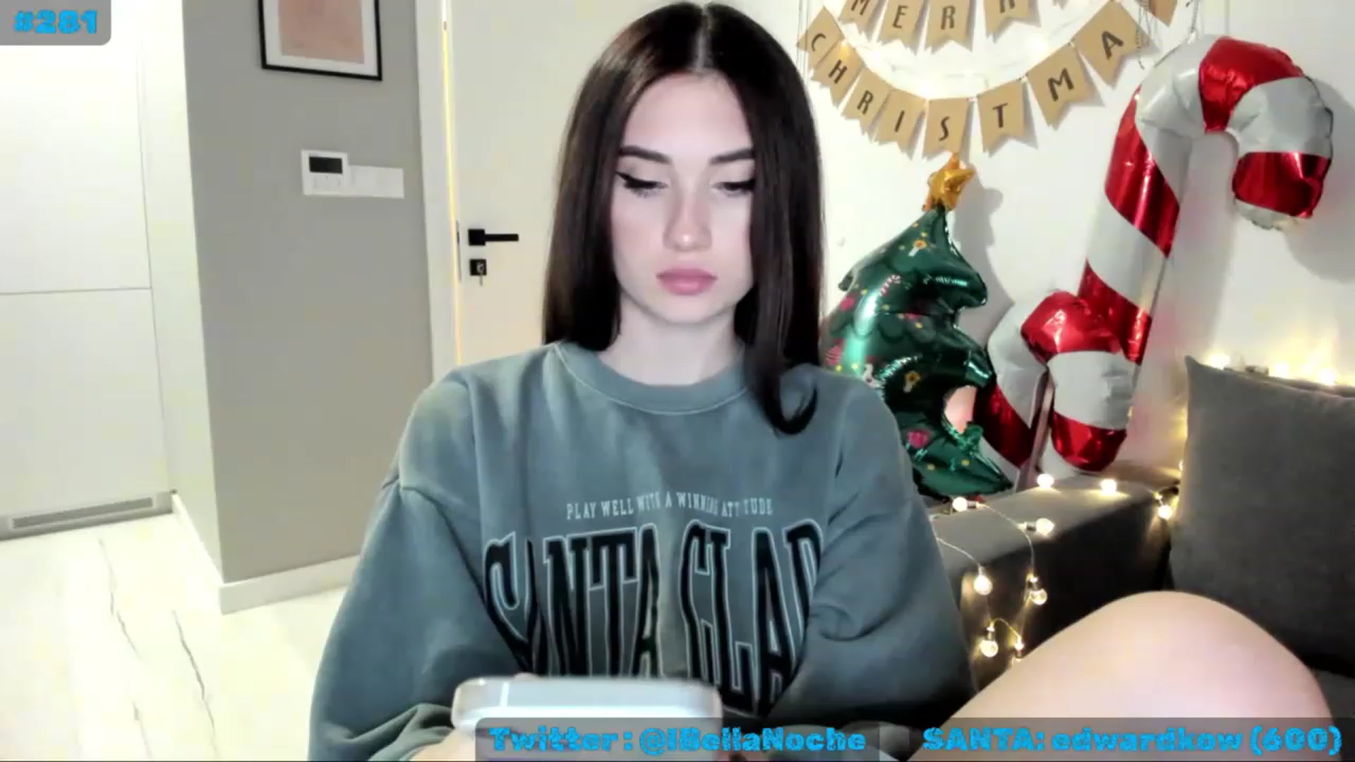 Gallery image thumbnail from MissXmas's myfreecams stream on, 12/17/2022, 24:16 image 11 of 20