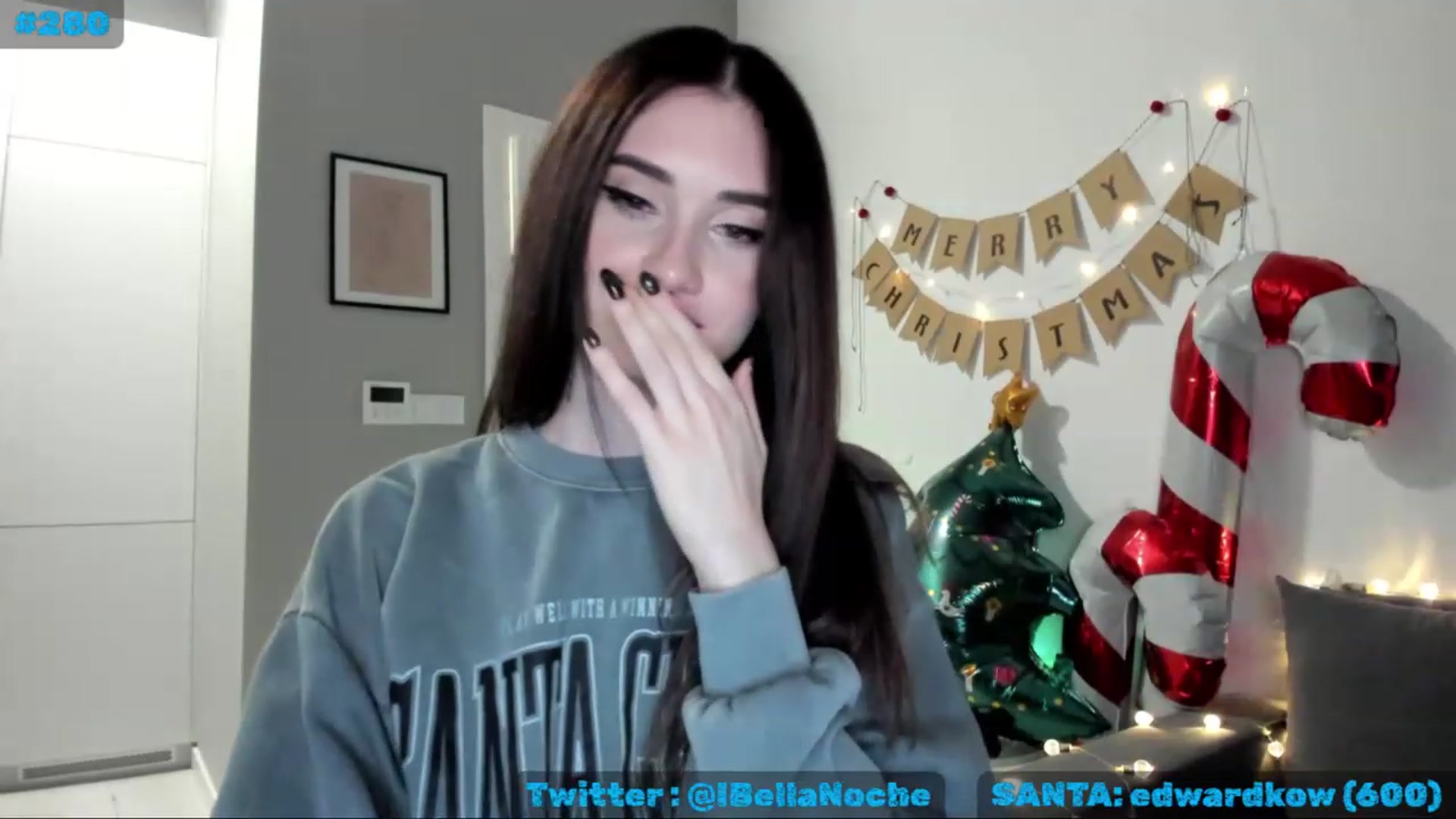 Gallery image thumbnail from MissXmas's myfreecams stream on, 12/17/2022, 01:14 image 9 of 20